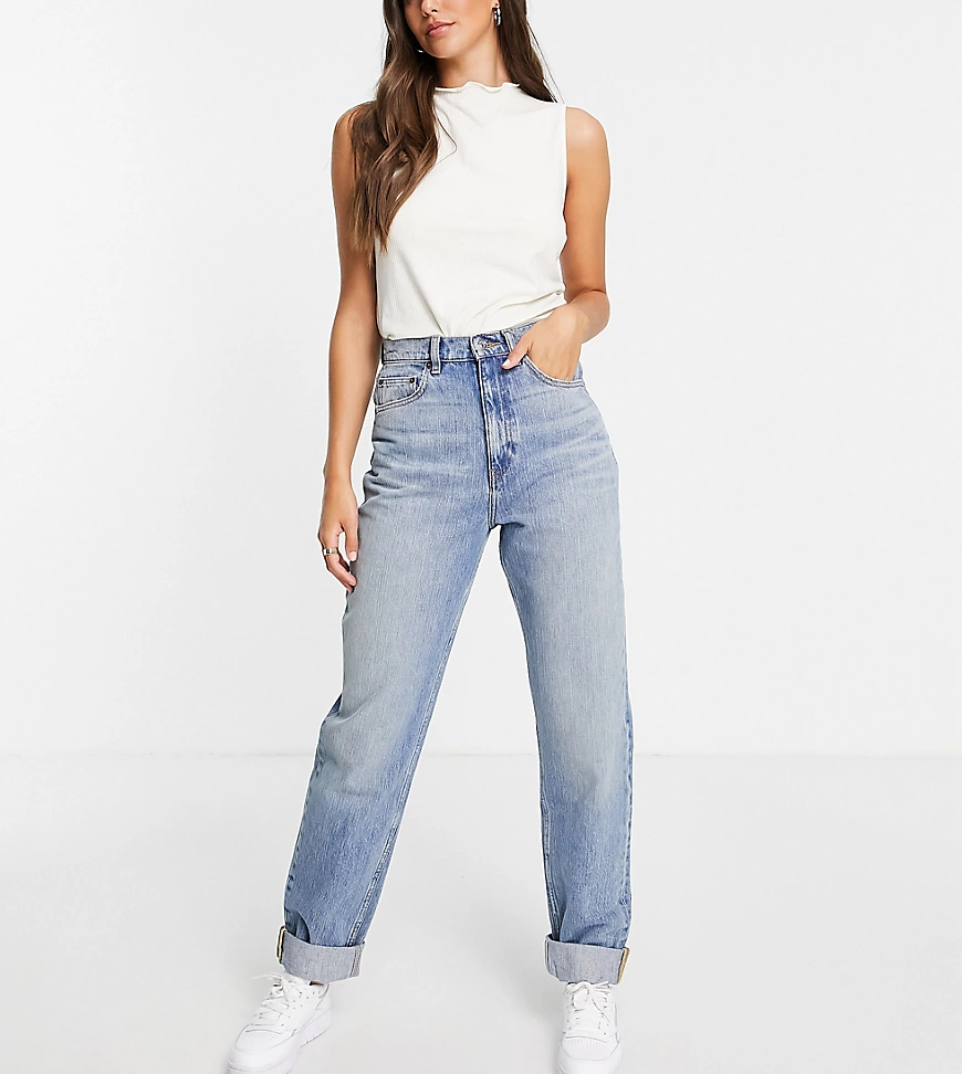 ASOS DESIGN Tall – Lockere Mom-Jeans in Stone-Waschung mit hohem Bund-Blau günstig online kaufen