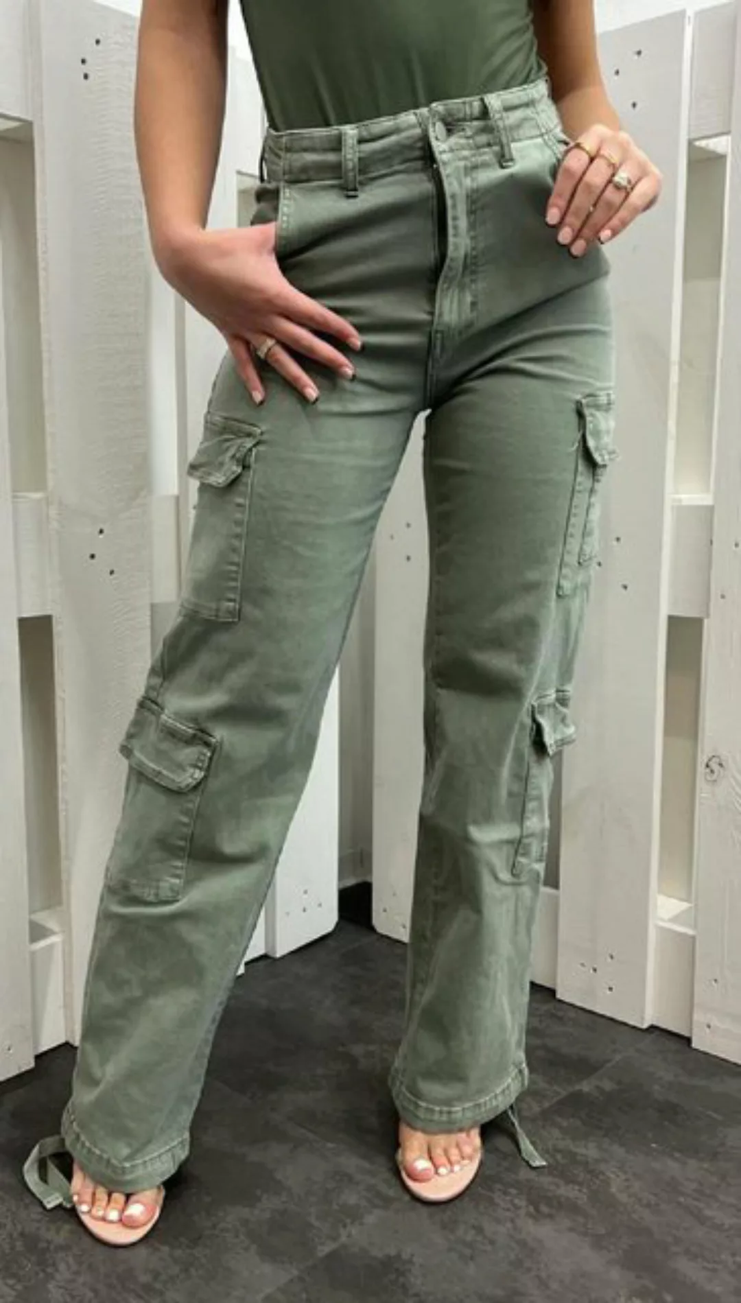 HELLO MISS Cargojeans DOUBLE POCKET WIDE CARGOHOSE MIT INNERE TUNNELZUG, CA günstig online kaufen