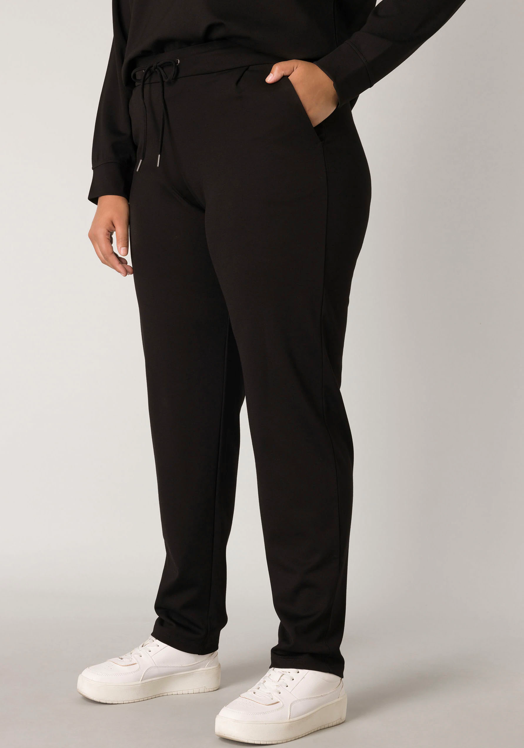 Base Level Curvy Sweathose "JOANNA", mit Kordelzug günstig online kaufen