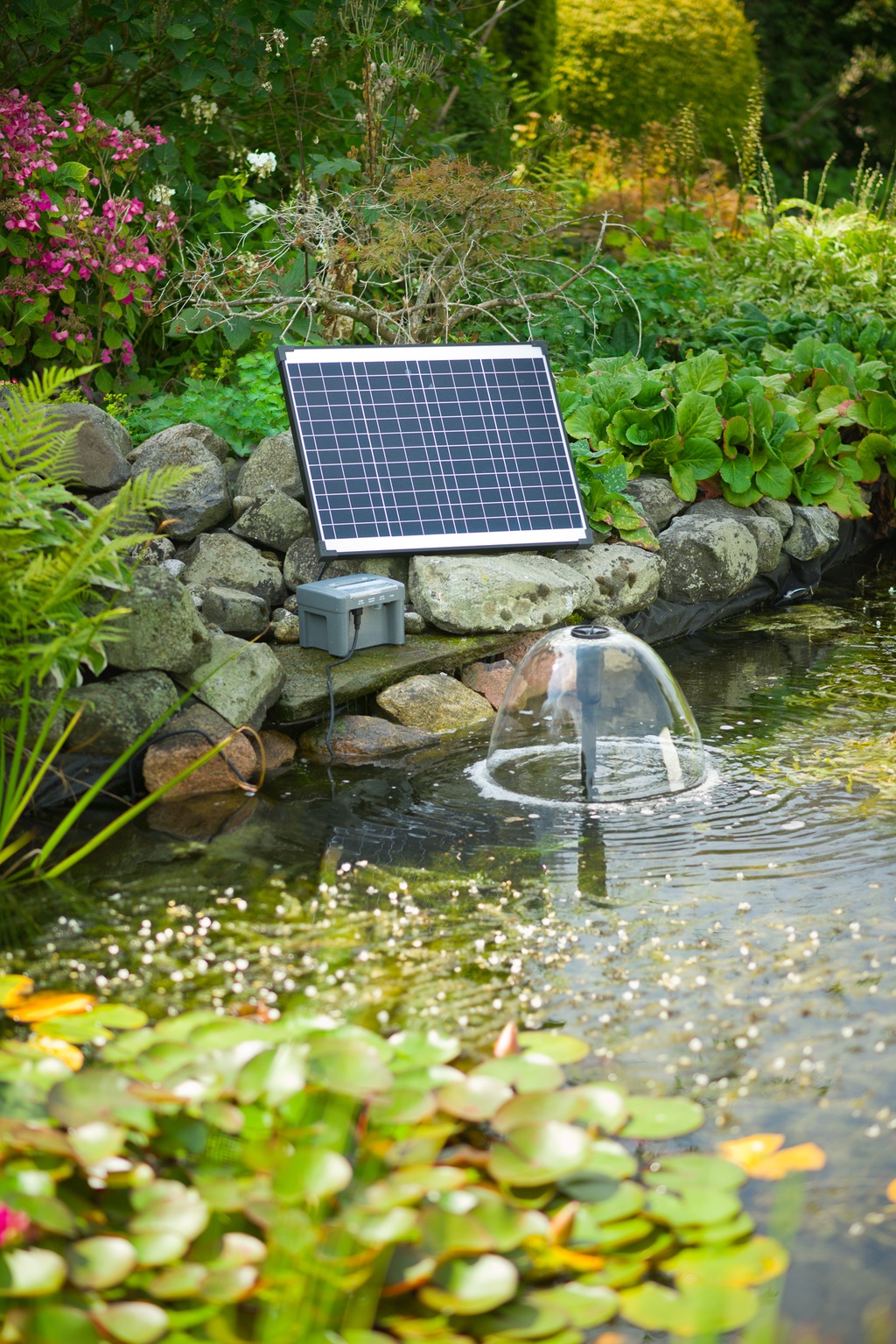 Ubbink Springbrunnenpumpe "SolarMax 2500 Accu inkl. PowerControl", Hybrid-F günstig online kaufen