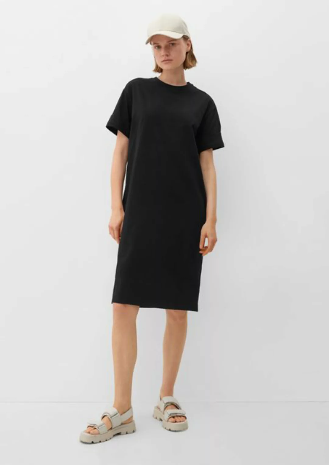 s.Oliver Minikleid Jerseykleid mit geschlitztem Saum günstig online kaufen