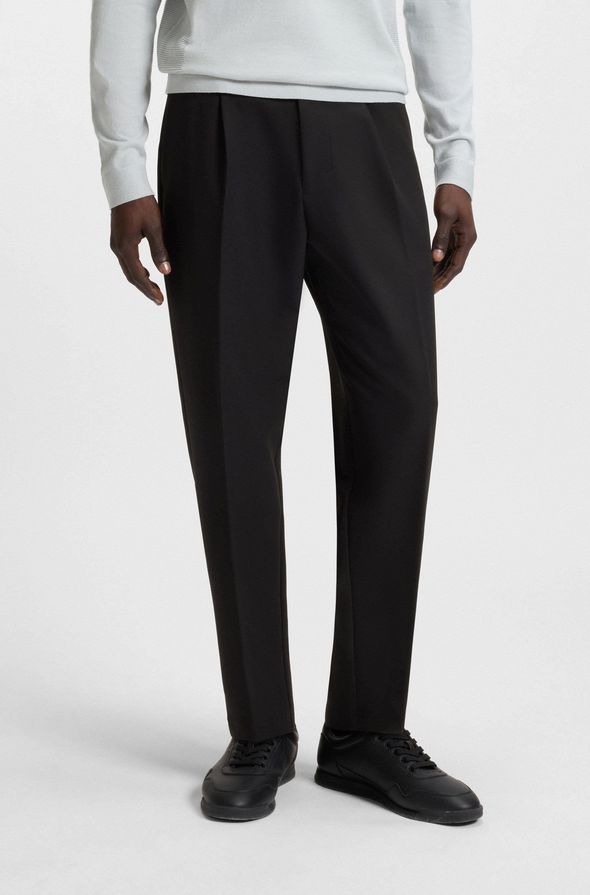 BOSS GREEN Webhose "T Convert-Pleat", mit Zugbund und Markenlabel Bundfalte günstig online kaufen