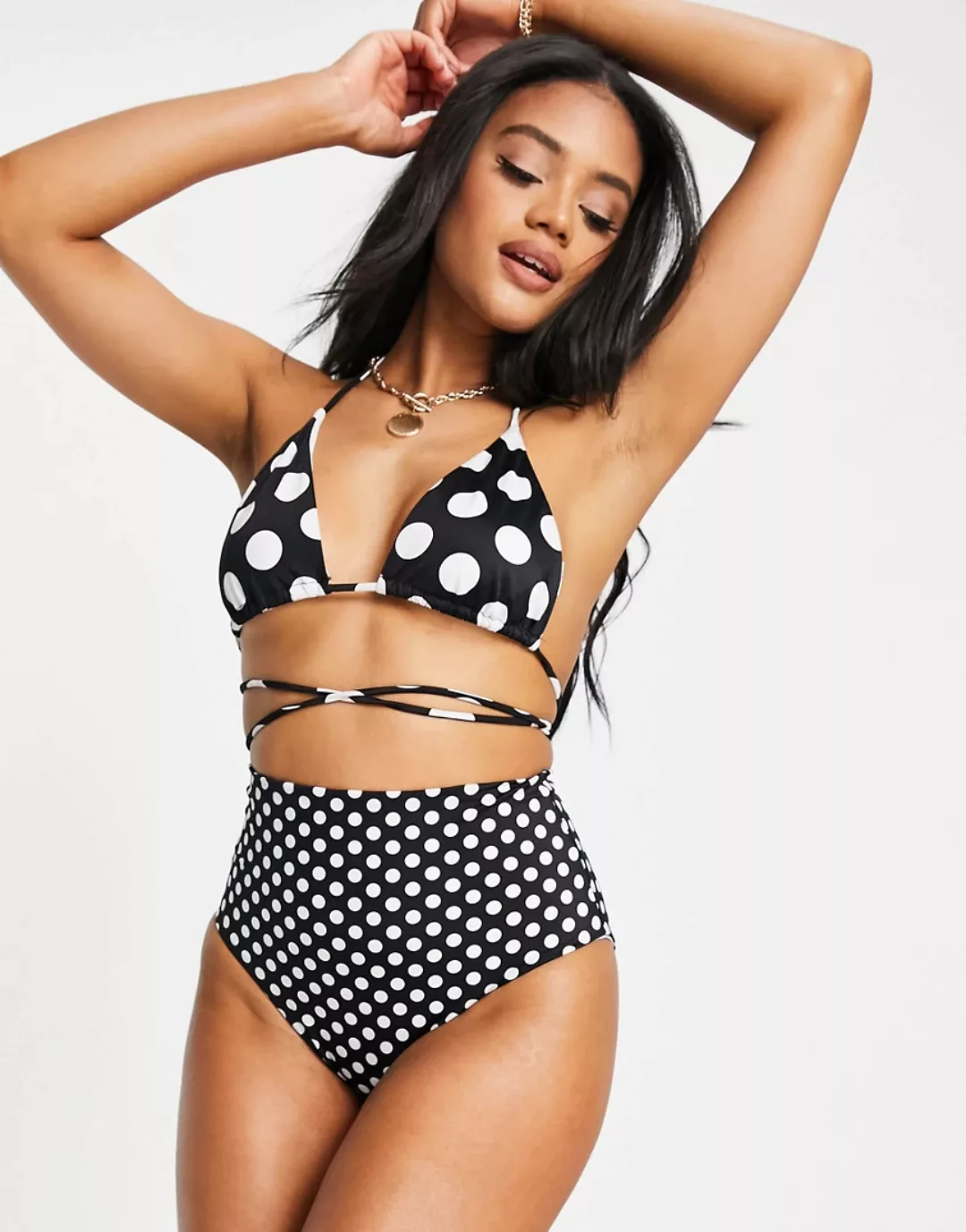 ASOS DESIGN – Mix and Match – Schwarz-weiß gepunktete Bikinihose mit hohem günstig online kaufen
