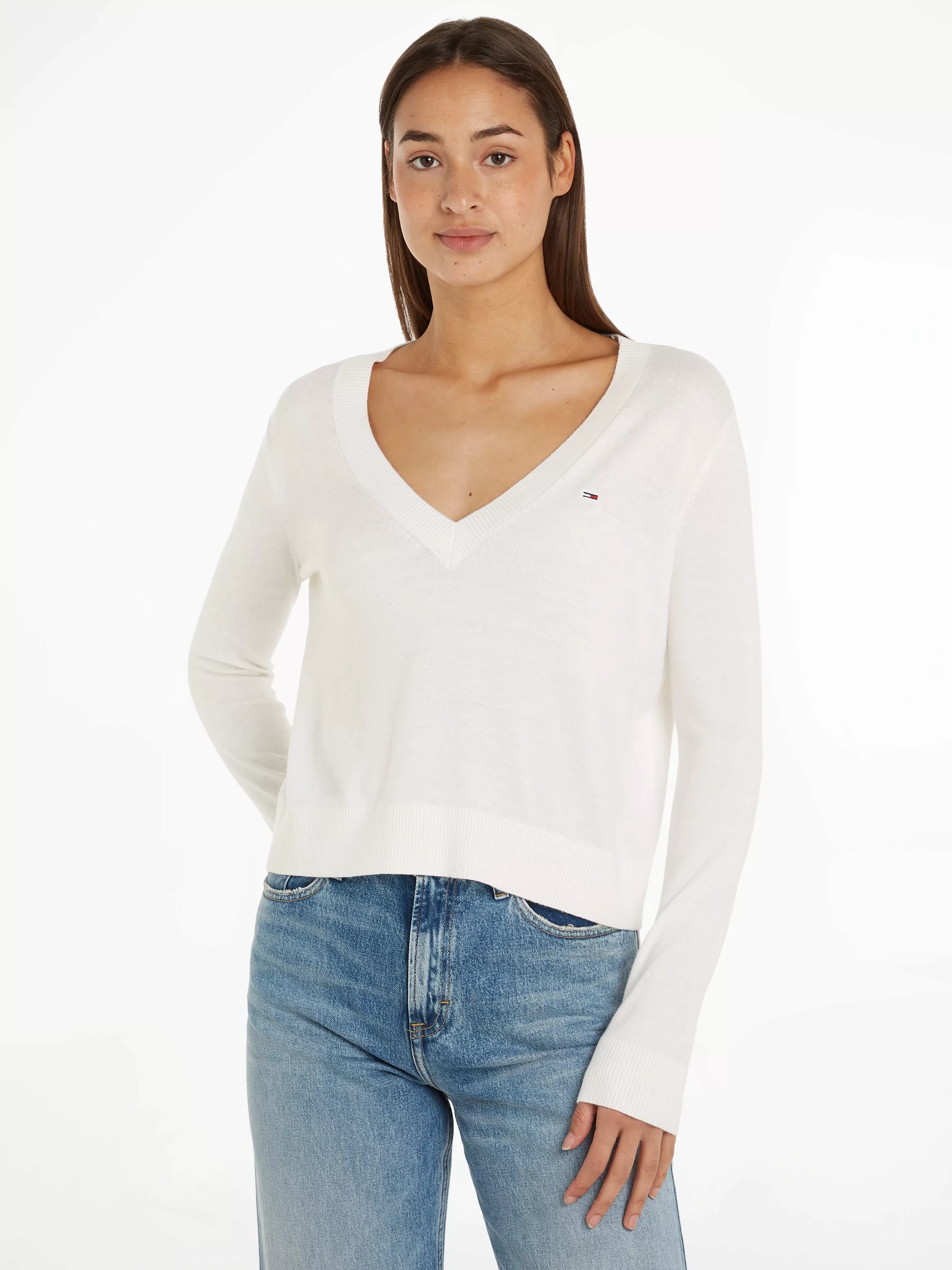 Tommy Jeans V-Ausschnitt-Pullover "TJW ESSENTIAL VNECK SWEATER EXT", mit Lo günstig online kaufen