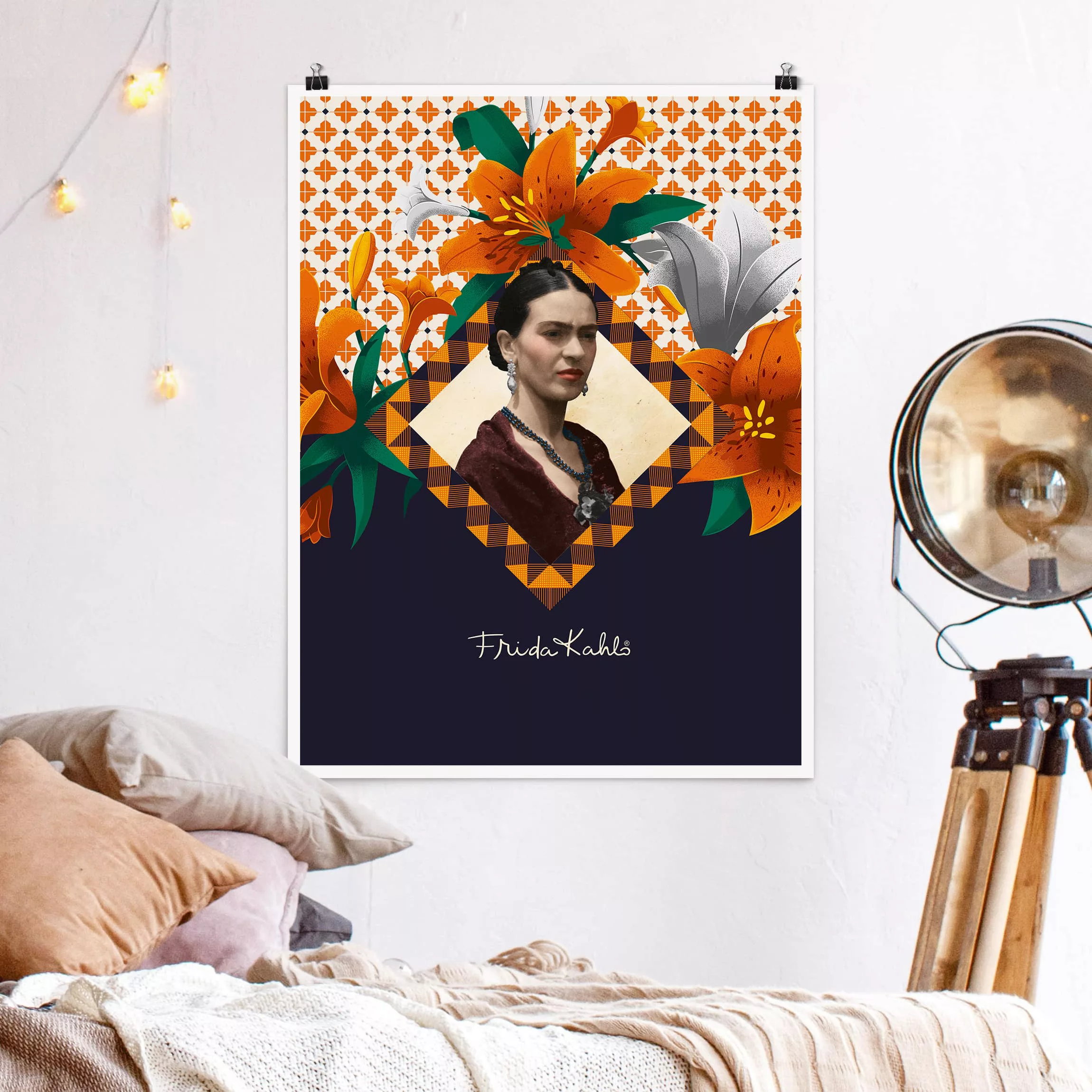 Poster Kunstdruck - Hochformat Frida Kahlo - Lilien günstig online kaufen