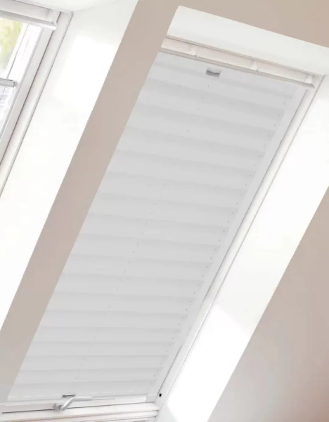 sunlines Dachfensterplissee »StartUp Style Crush«, Lichtschutz, verspannt günstig online kaufen