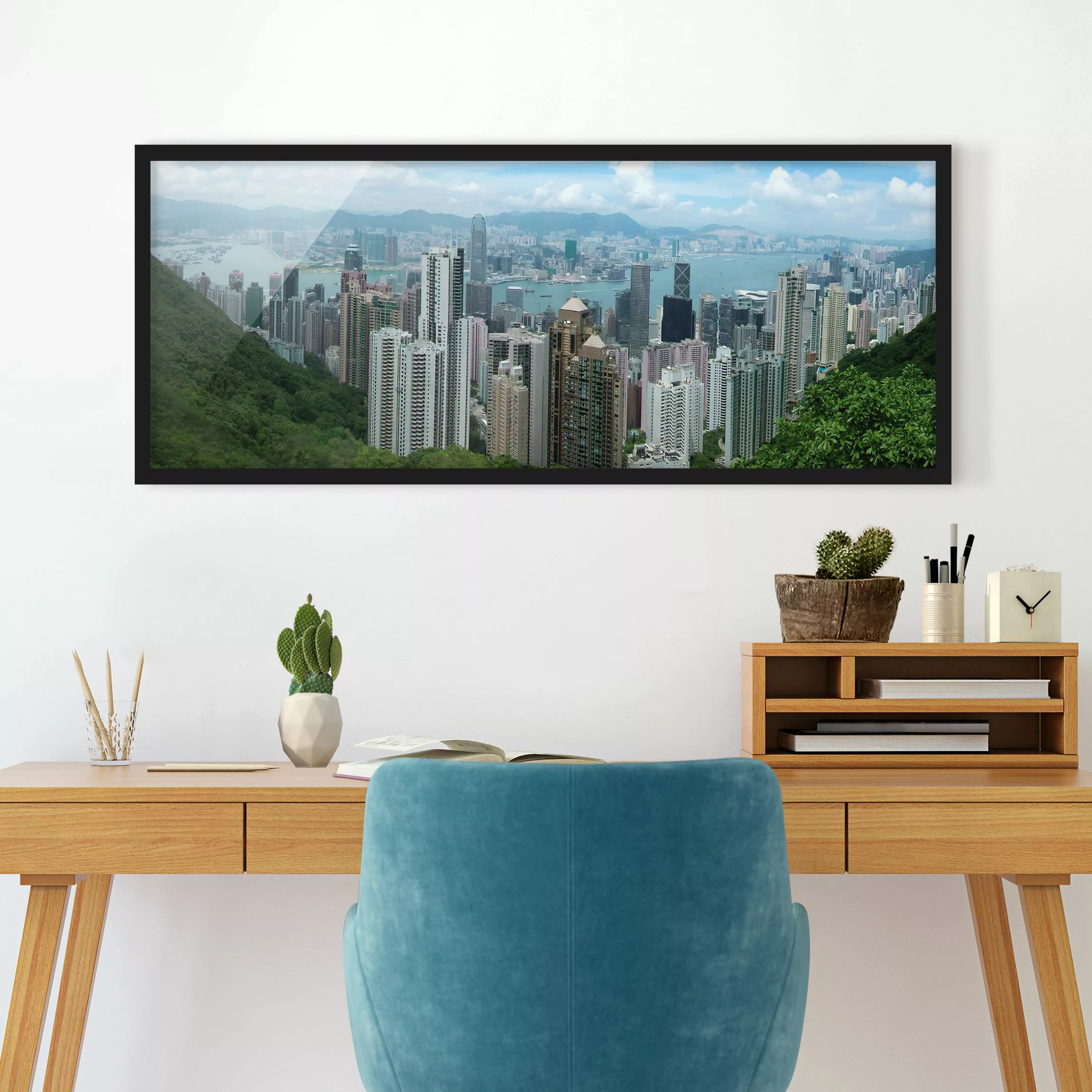 Bild mit Rahmen Architektur & Skyline - Panorama Watching HongKong günstig online kaufen