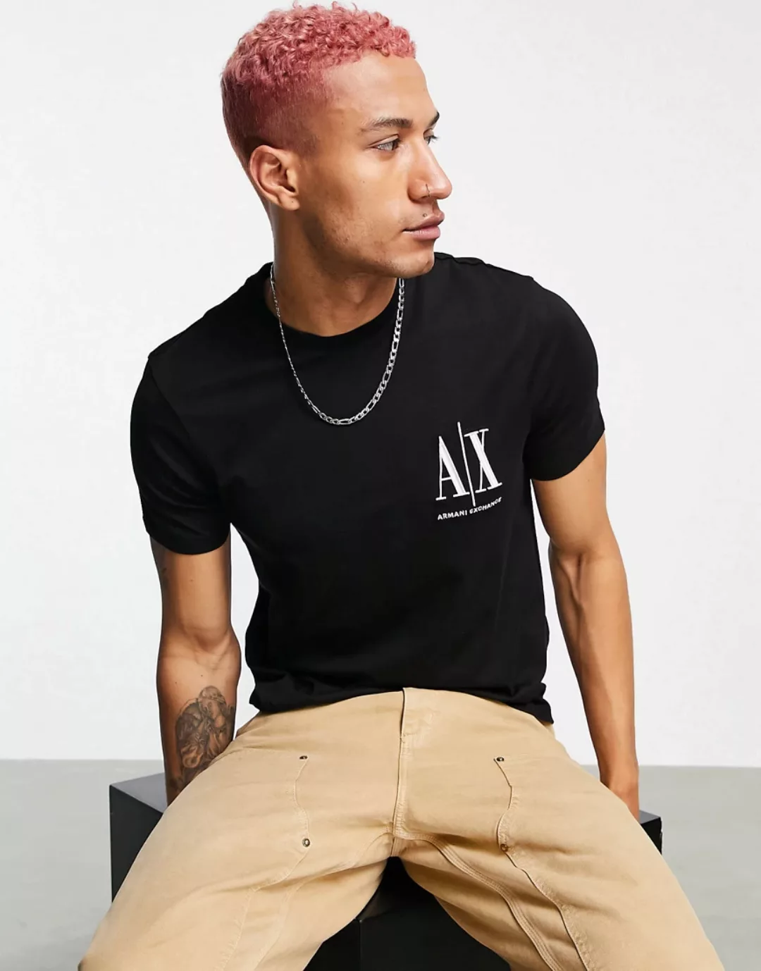 Armani Exchange – T-Shirt mit kleinem Symbollogo in Schwarz günstig online kaufen