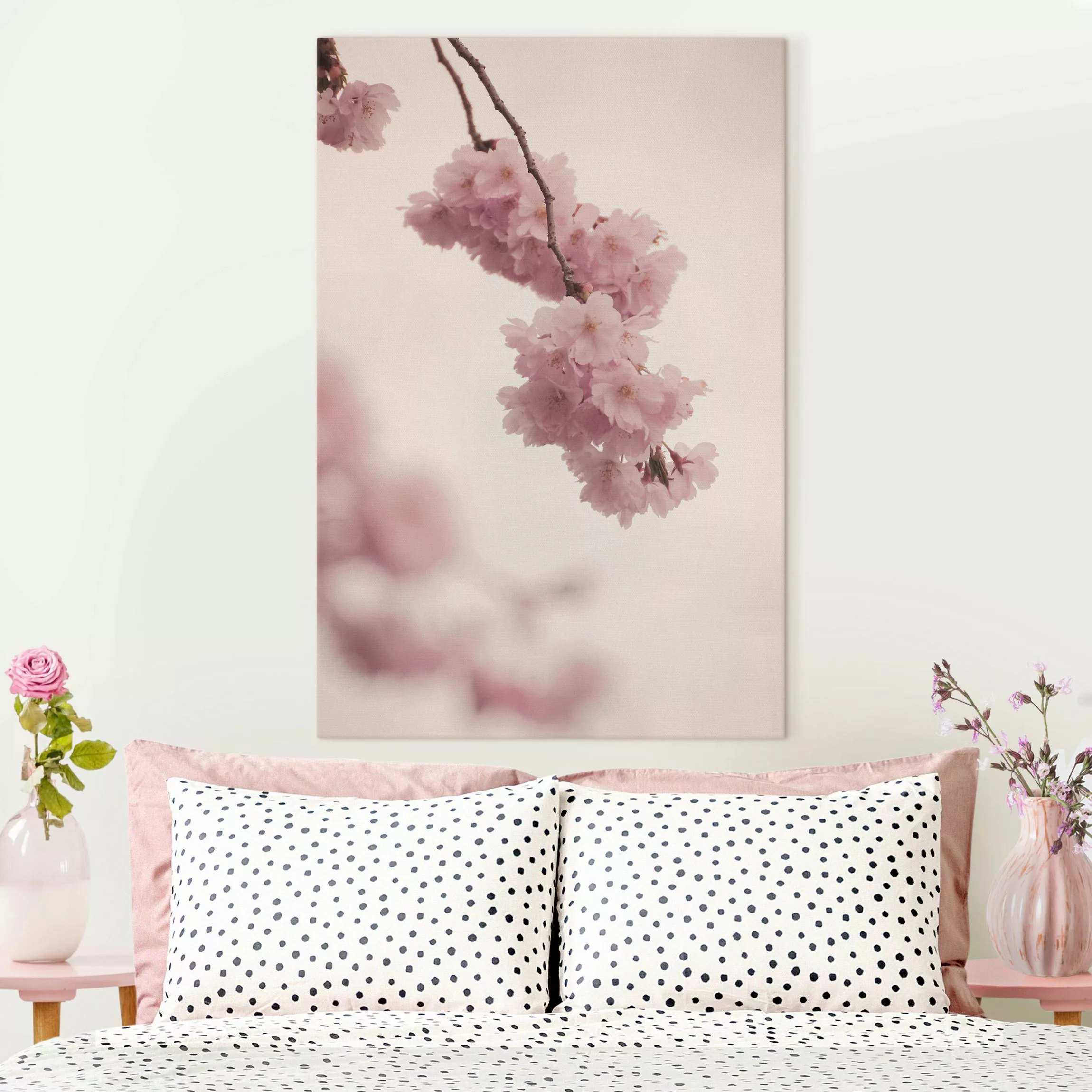 Leinwandbild Zartrosane Frühlingsblüte mit Bokeh günstig online kaufen