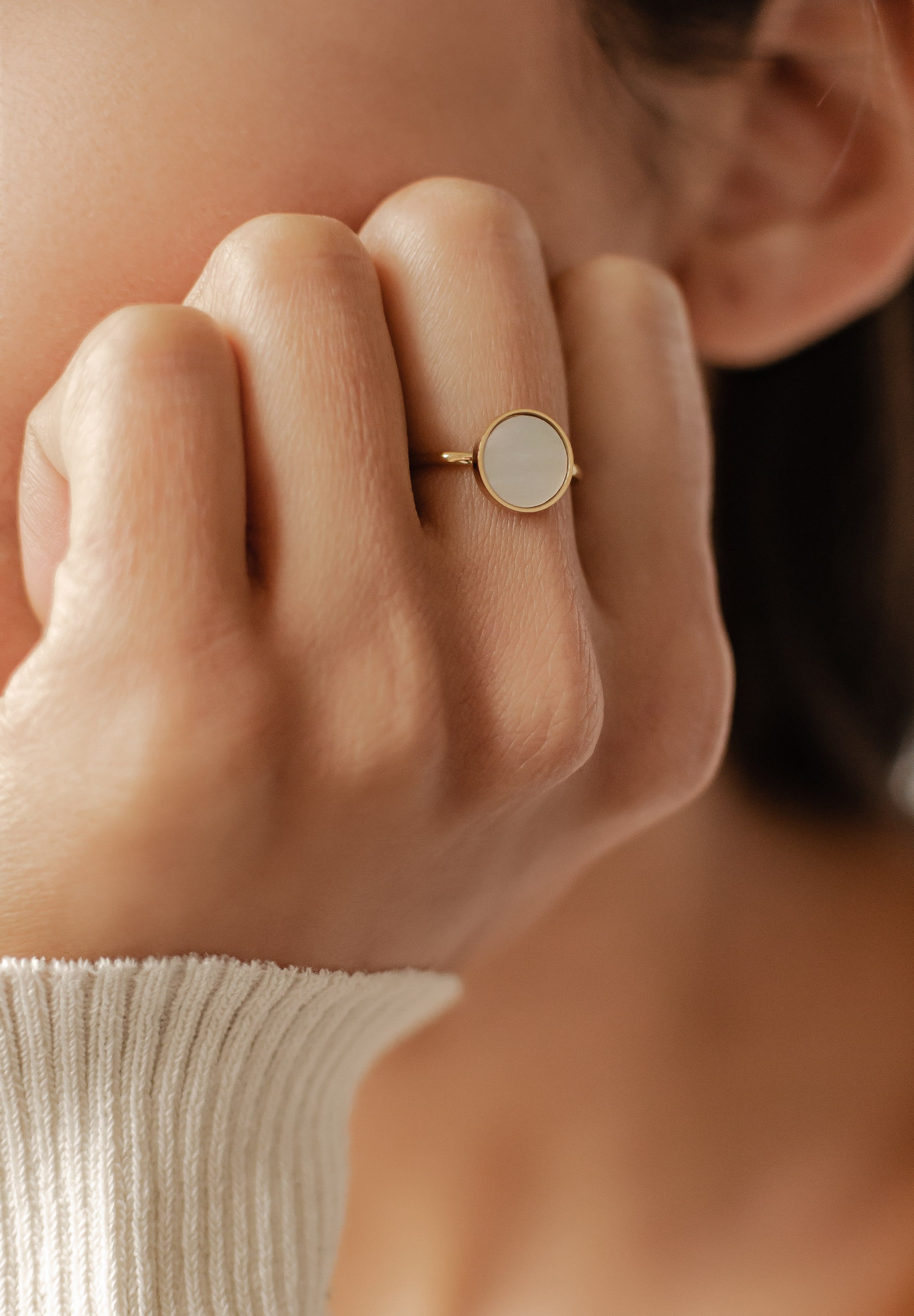 Hey Happiness Fingerring Kreis Muschel 18K günstig online kaufen