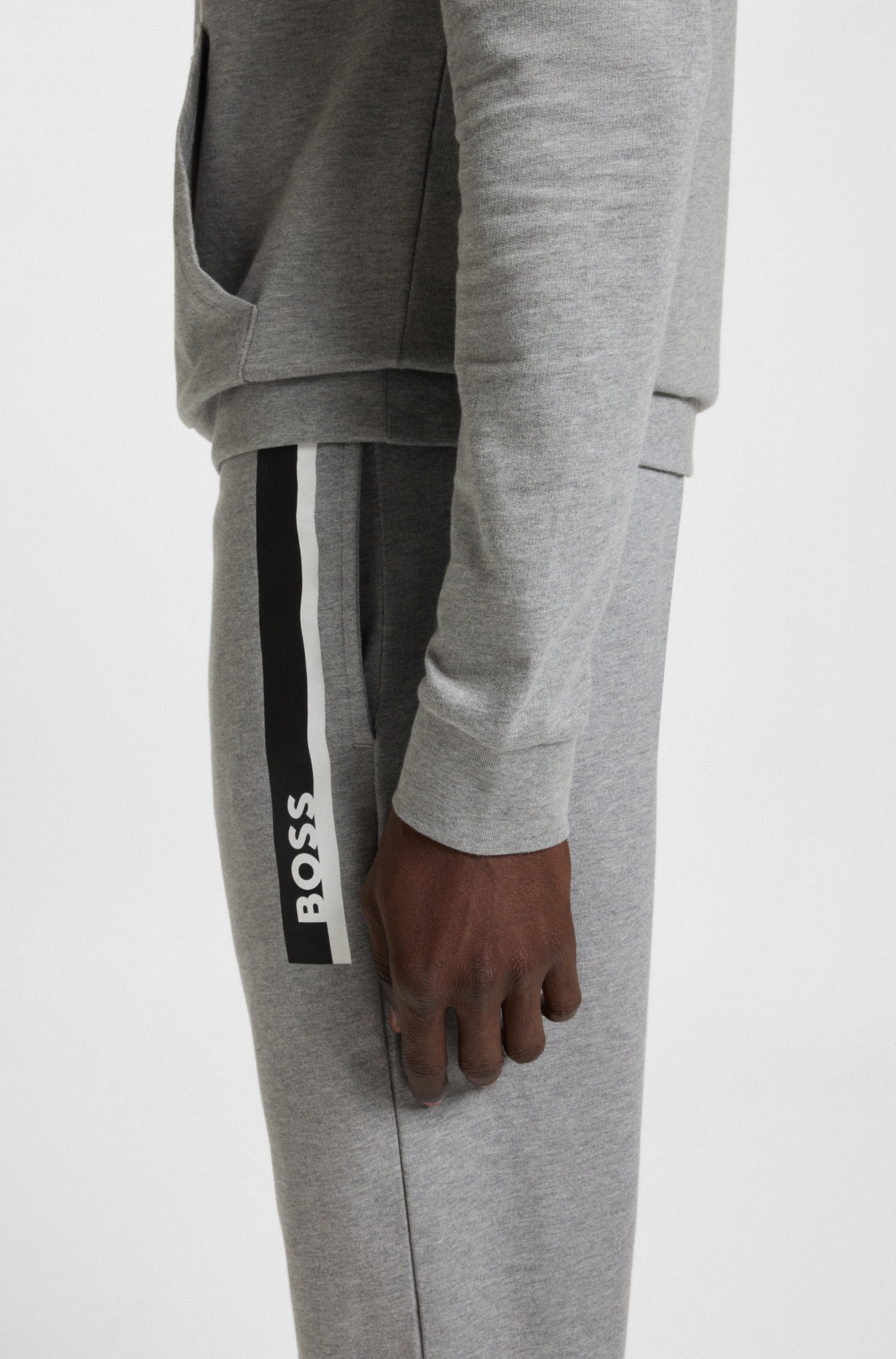 BOSS Sweathose "Authentic Pan", mit seitlichem Logoschriftzug günstig online kaufen