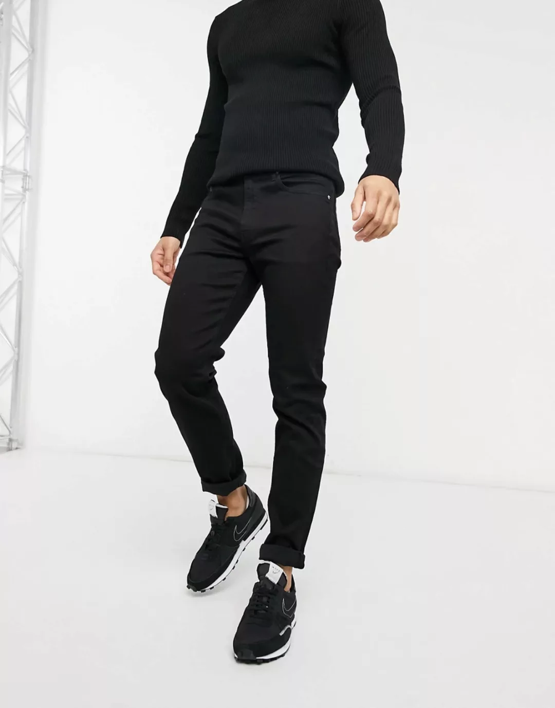 Calvin Klein – Schmale Jeans in Schwarz günstig online kaufen