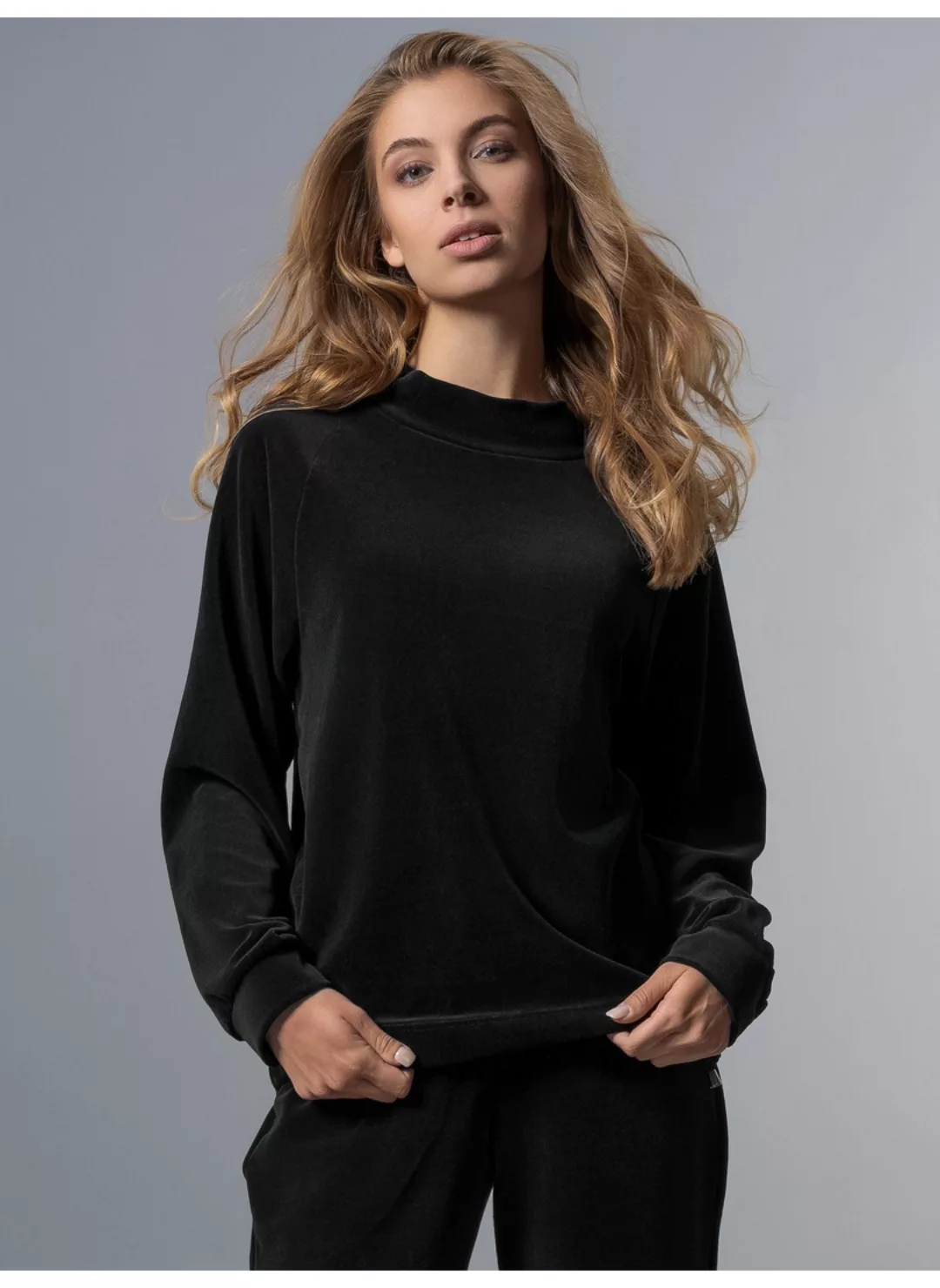 Trigema Sweatshirt "TRIGEMA Nicki Pullover mit Kordelzug" günstig online kaufen