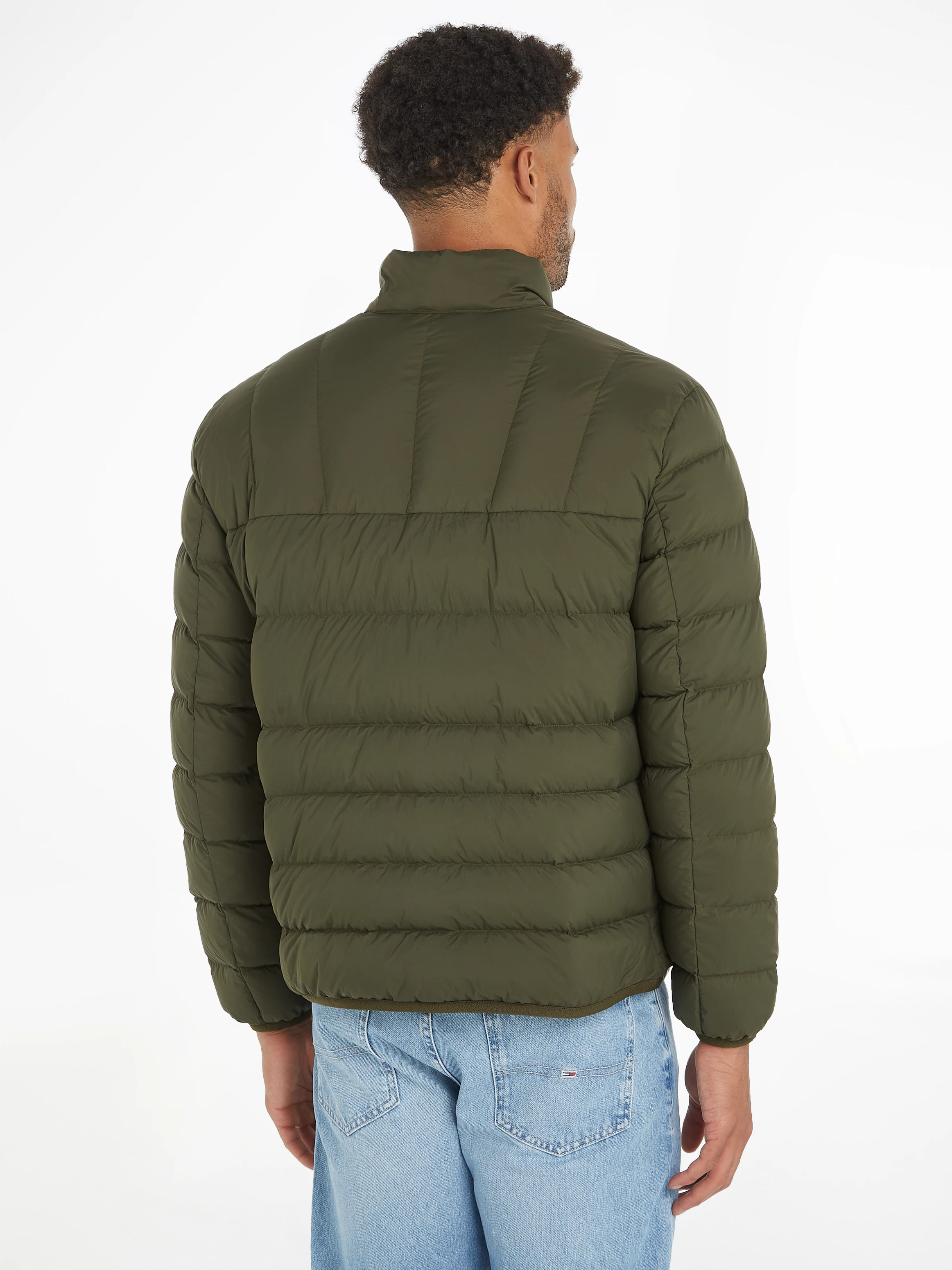 Tommy Jeans Steppjacke "TJM LIGHT DOWN JACKET", mit Logostickerei günstig online kaufen