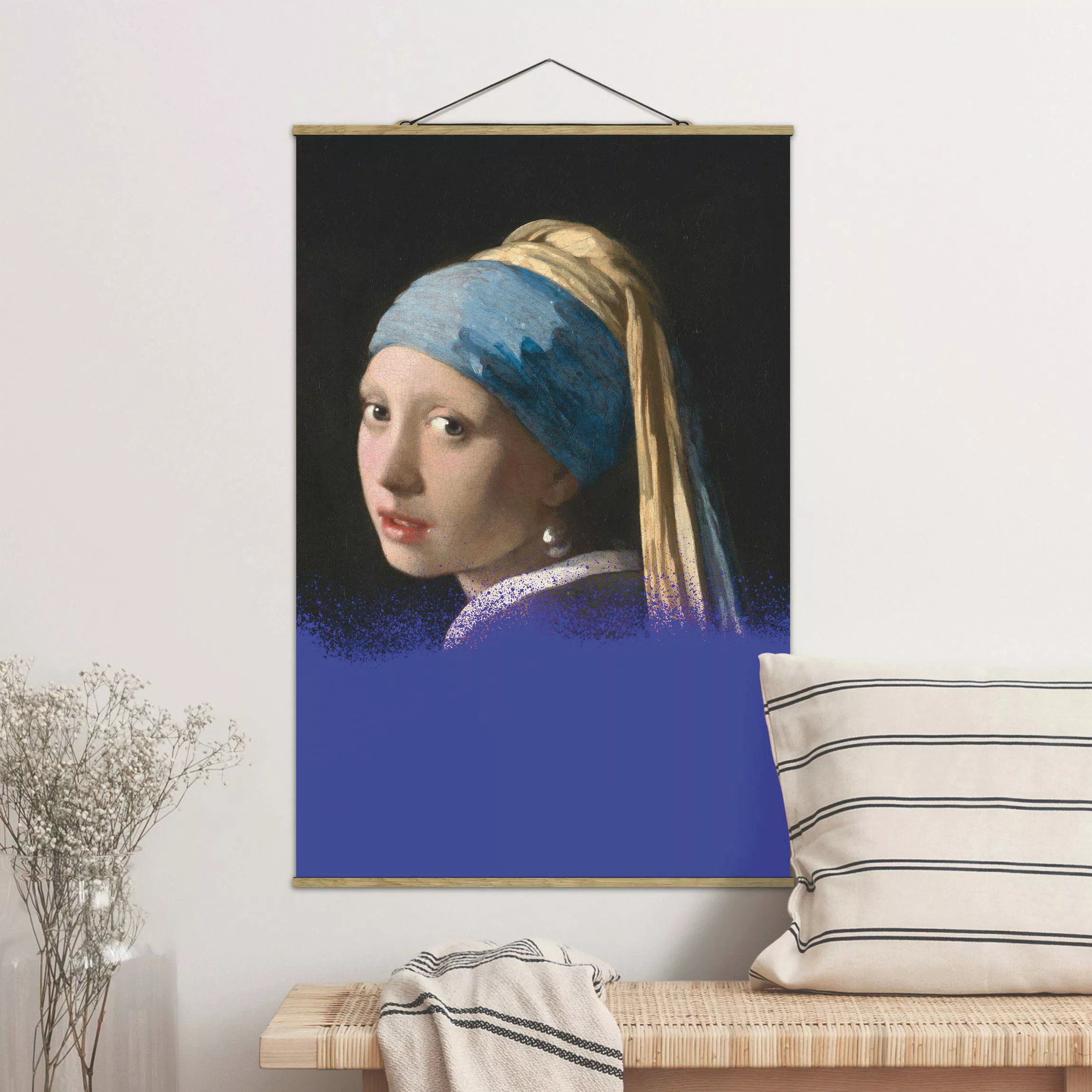 Stoffbild mit Posterleisten Das Mädchen mit dem Perlenohrgehänge x Spraypai günstig online kaufen
