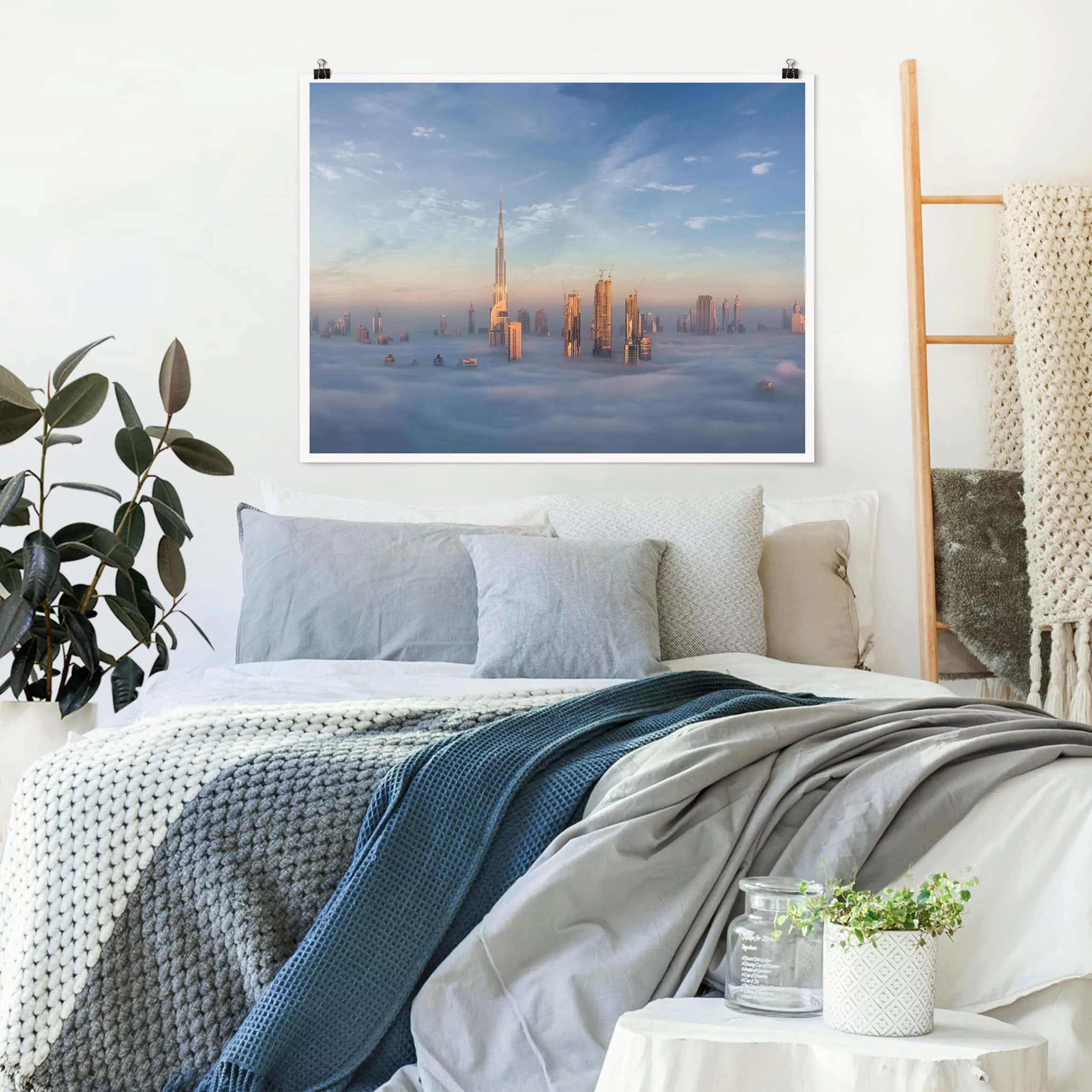 Poster Architektur & Skyline - Querformat Dubai über den Wolken günstig online kaufen