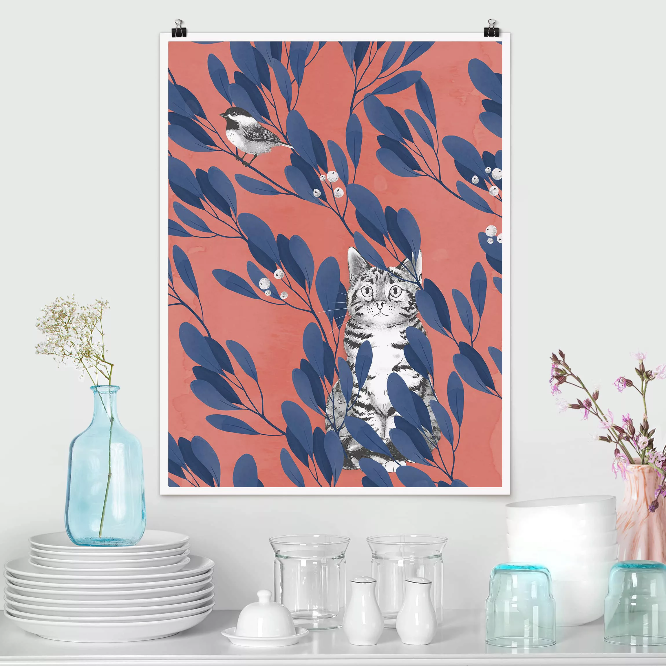 Poster - Hochformat Illustration Katze und Vogel auf Ast Blau Rot günstig online kaufen