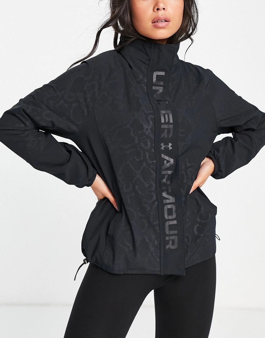 Under Armour – Rush – Jacke in Schwarz mit Animal-Print-Detail günstig online kaufen