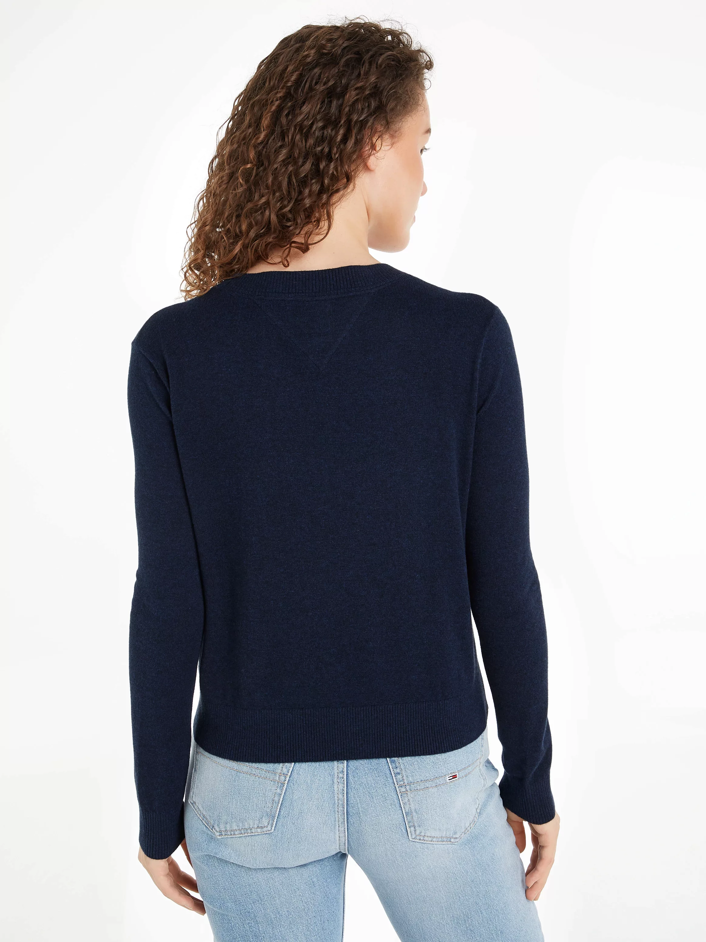 Tommy Jeans Strickpullover TJW ESSENTIAL VNECK SWEATER EXT mit Logostickere günstig online kaufen