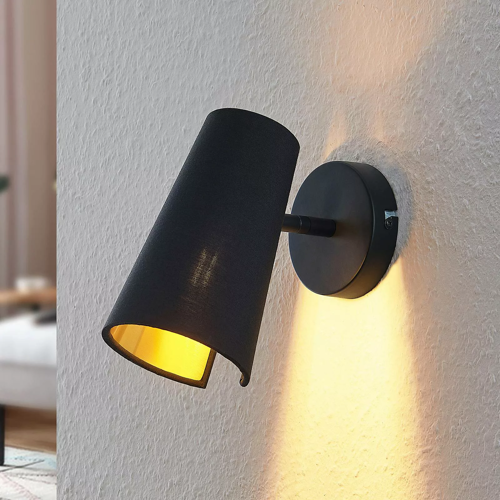 Lindby Zylindro Wandlampe mit Textilschirm günstig online kaufen