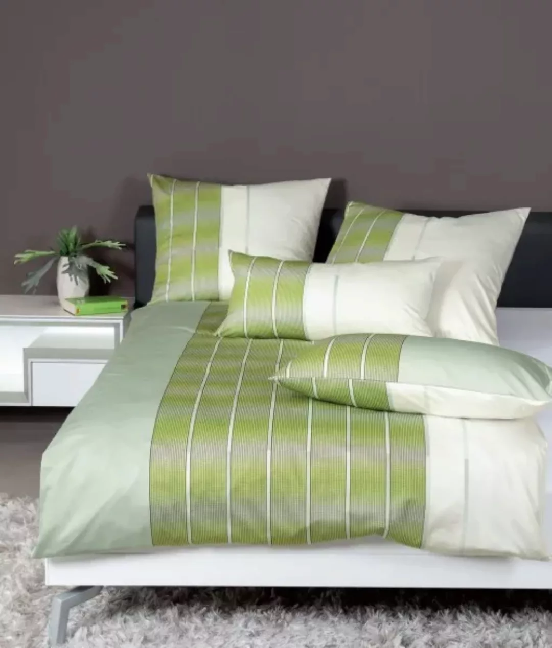 Janine Mako-Satin Bettwäsche MILANO 45026 jadegrün limone Größe:  240x220 c günstig online kaufen