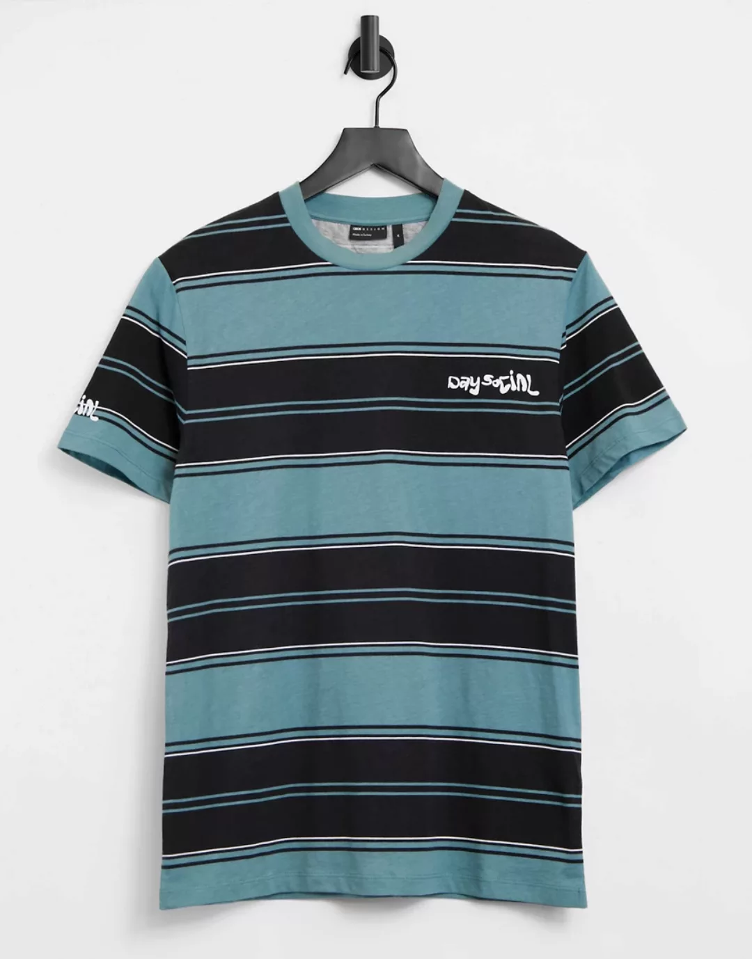 ASOS Daysocial – T-Shirt in Blaugrün gestreift mit Logo auf Ärmel und Brust günstig online kaufen