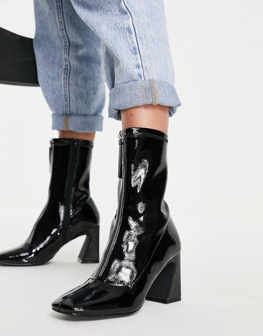 ASOS DESIGN – Relative – Sockenstiefel in Schwarz mit Frontreißverschluss günstig online kaufen