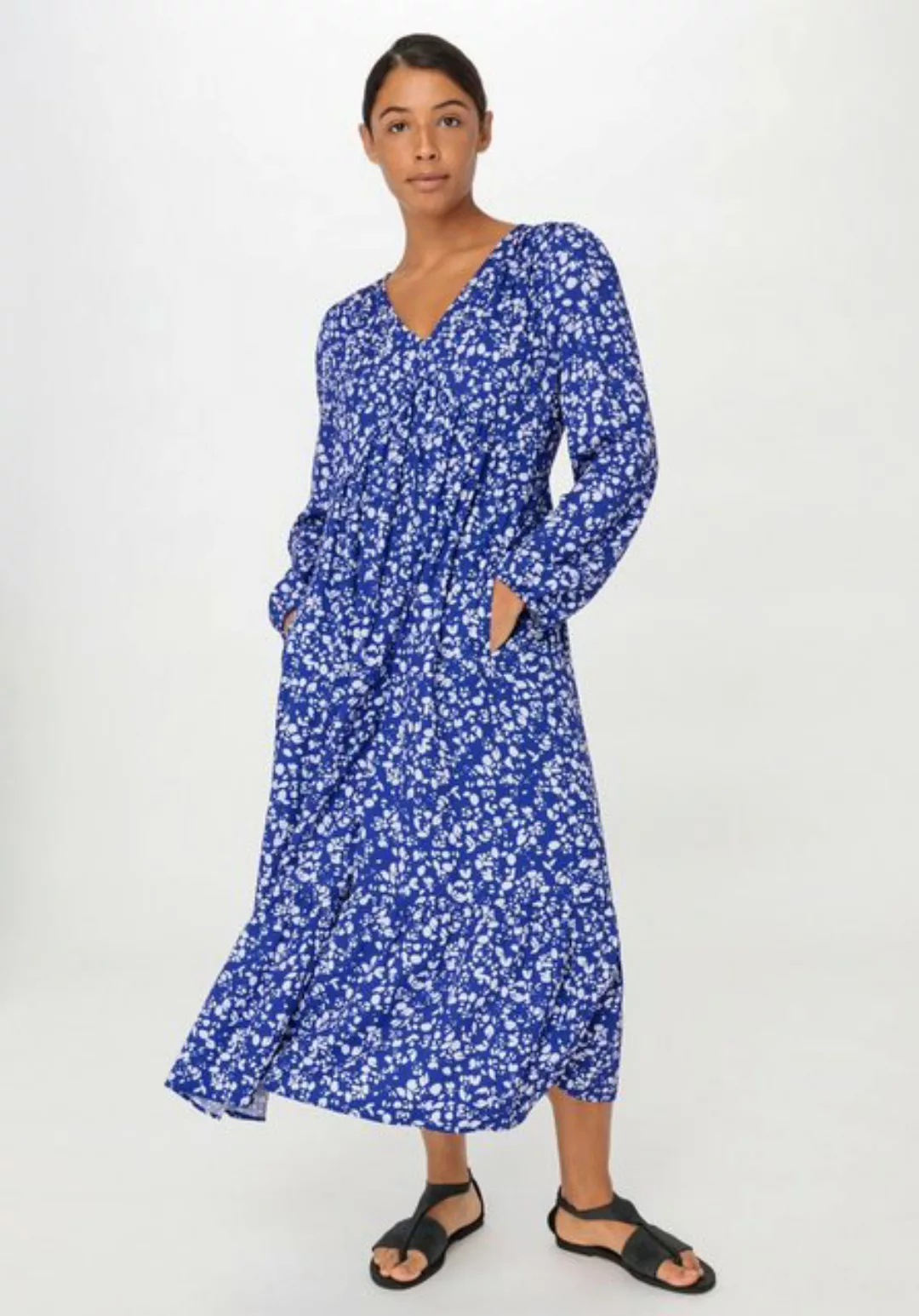 Hessnatur A-Linien-Kleid Relaxed aus reiner LENZING™ ECOVERO™ Viskose (1-tl günstig online kaufen