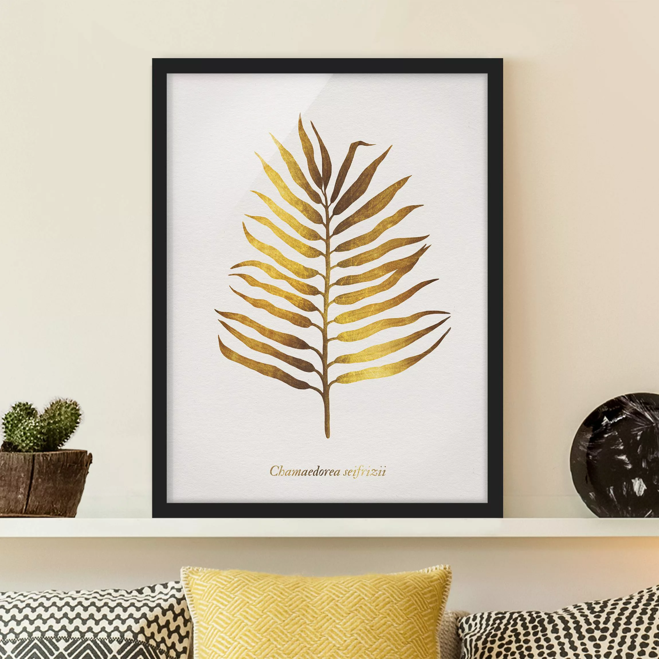 Bild mit Rahmen Blumen - Hochformat Gold - Palmenblatt II günstig online kaufen