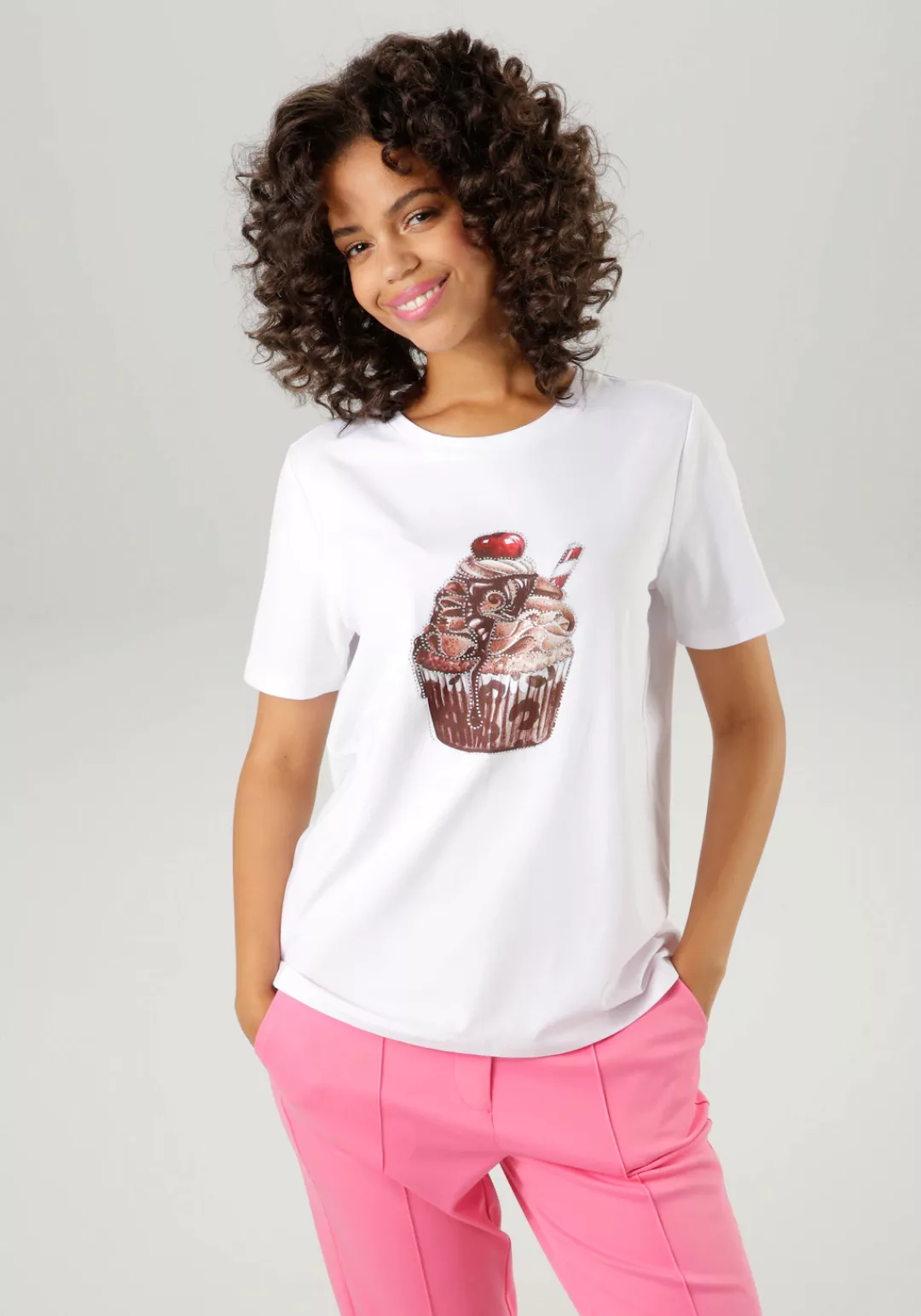 Aniston CASUAL T-Shirt mit Glitzersteinchen verzierter Cupcake-Frontdruck - günstig online kaufen