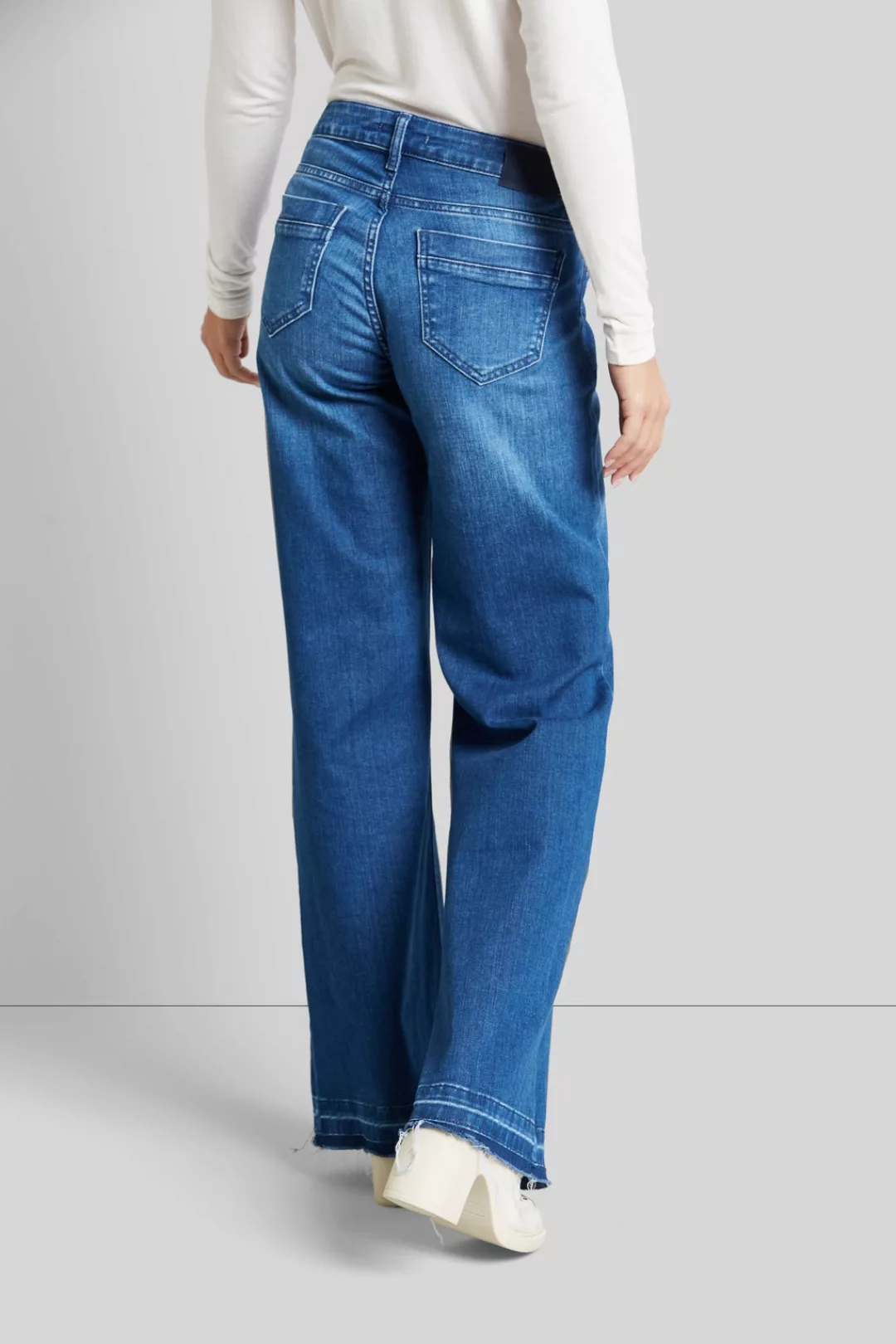 bugatti 5-Pocket-Jeans, mit geradem Beinverlauf günstig online kaufen