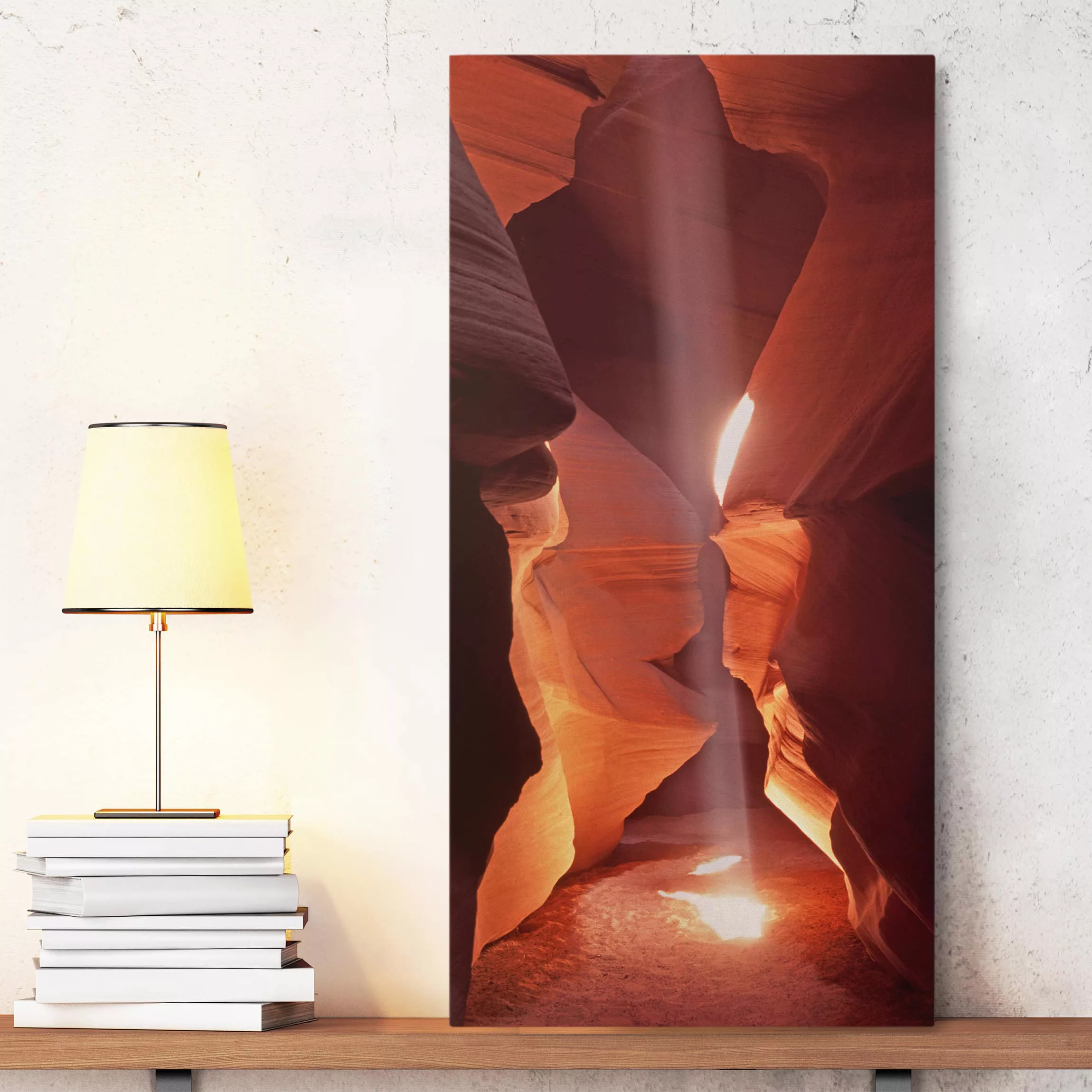 Leinwandbild Natur & Landschaft - Hochformat Lichtschacht im Antelope Canyo günstig online kaufen