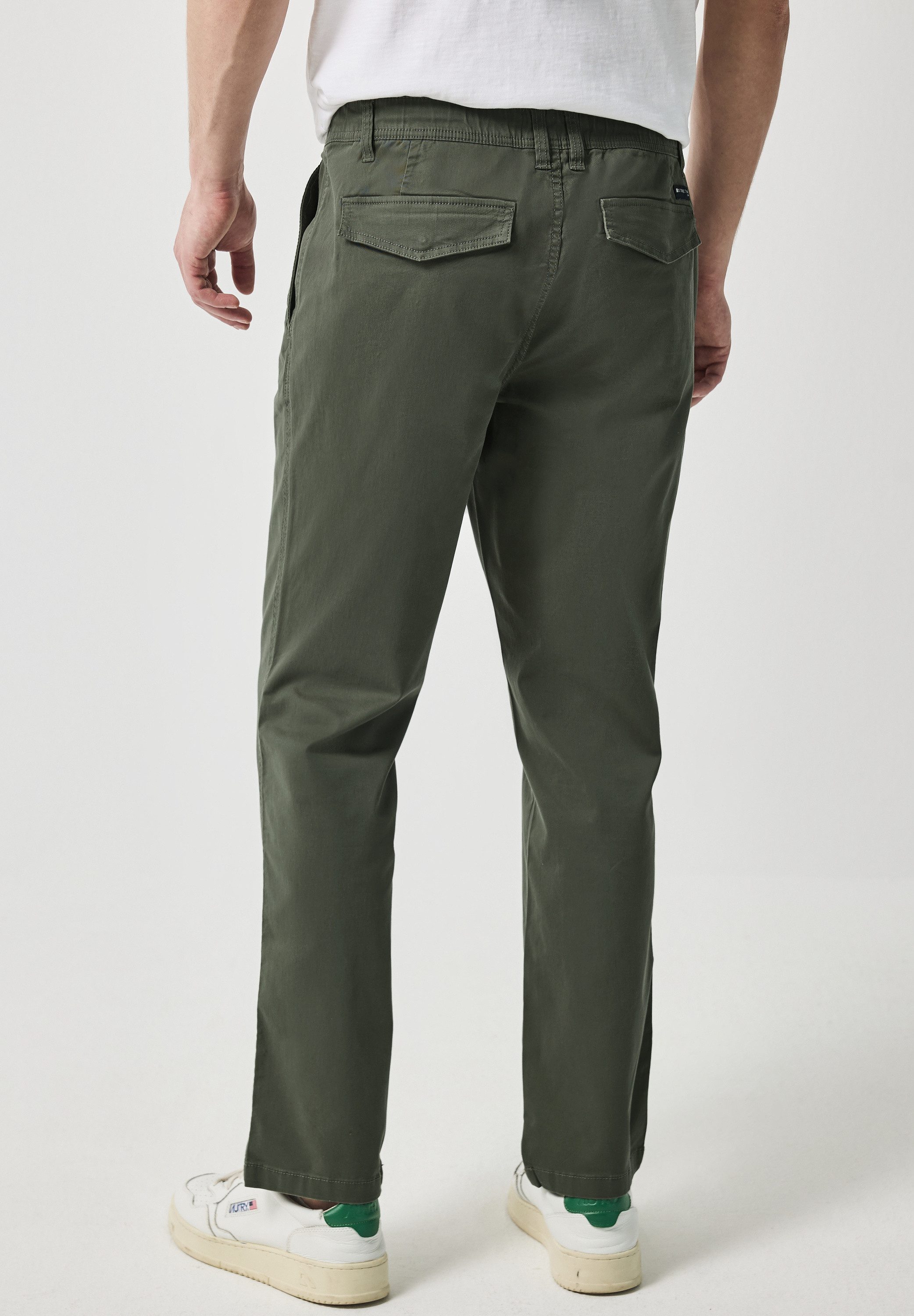 STREET ONE MEN Chinohose, mit seitlichen Einschubtaschen günstig online kaufen