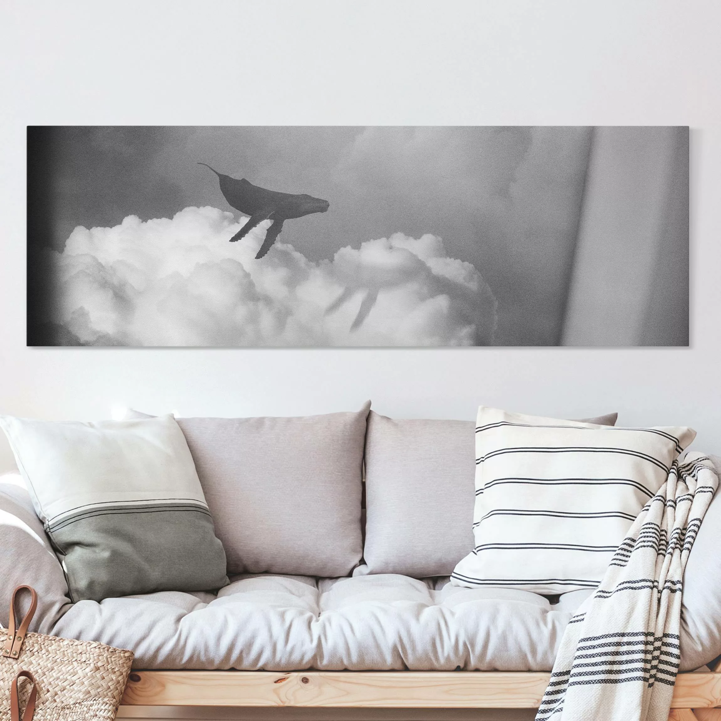 Leinwandbild Fliegender Wal in den Wolken günstig online kaufen