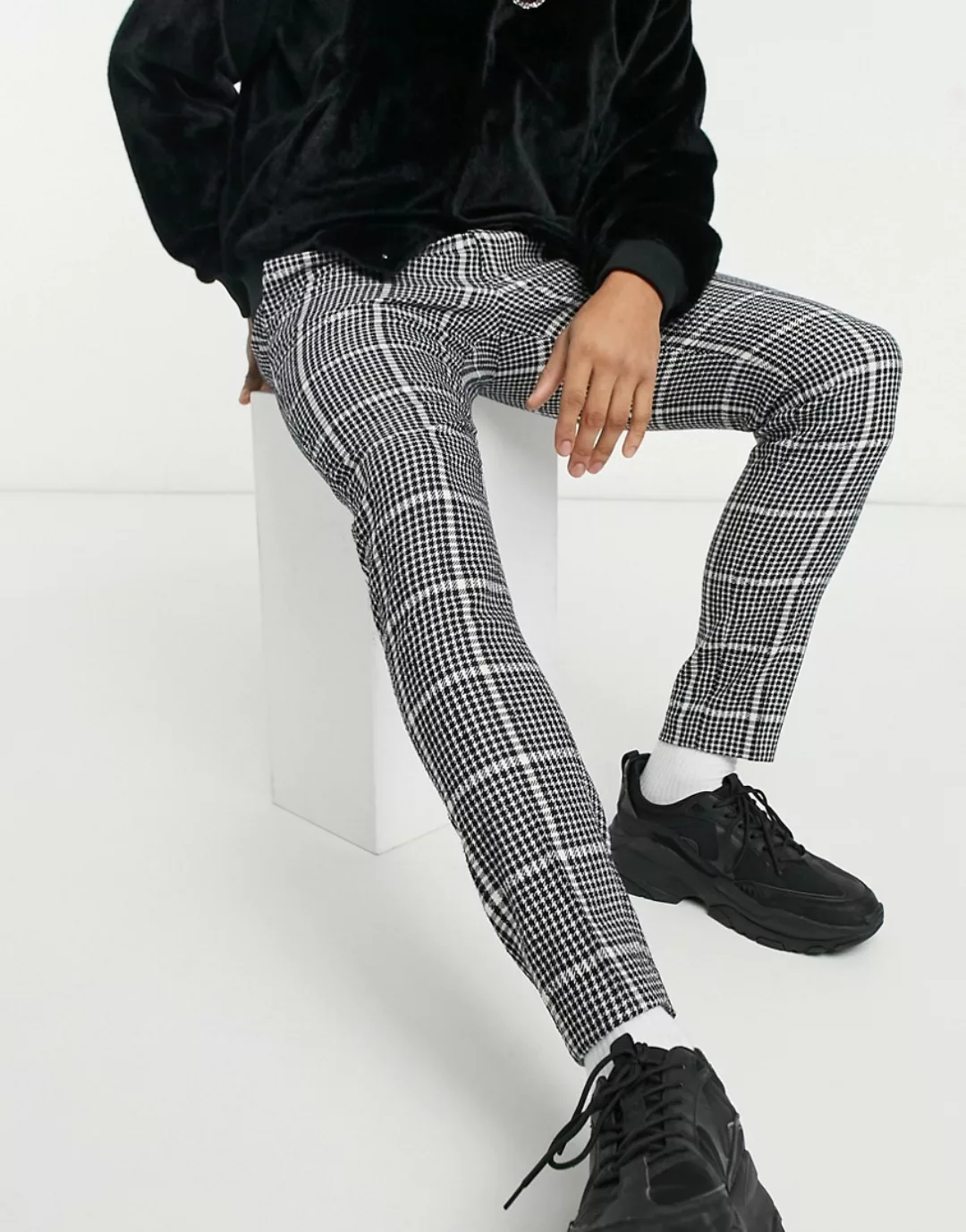ASOS DESIGN – Elegante, superenge Hose aus Wollgemisch mit verstellbaren Se günstig online kaufen