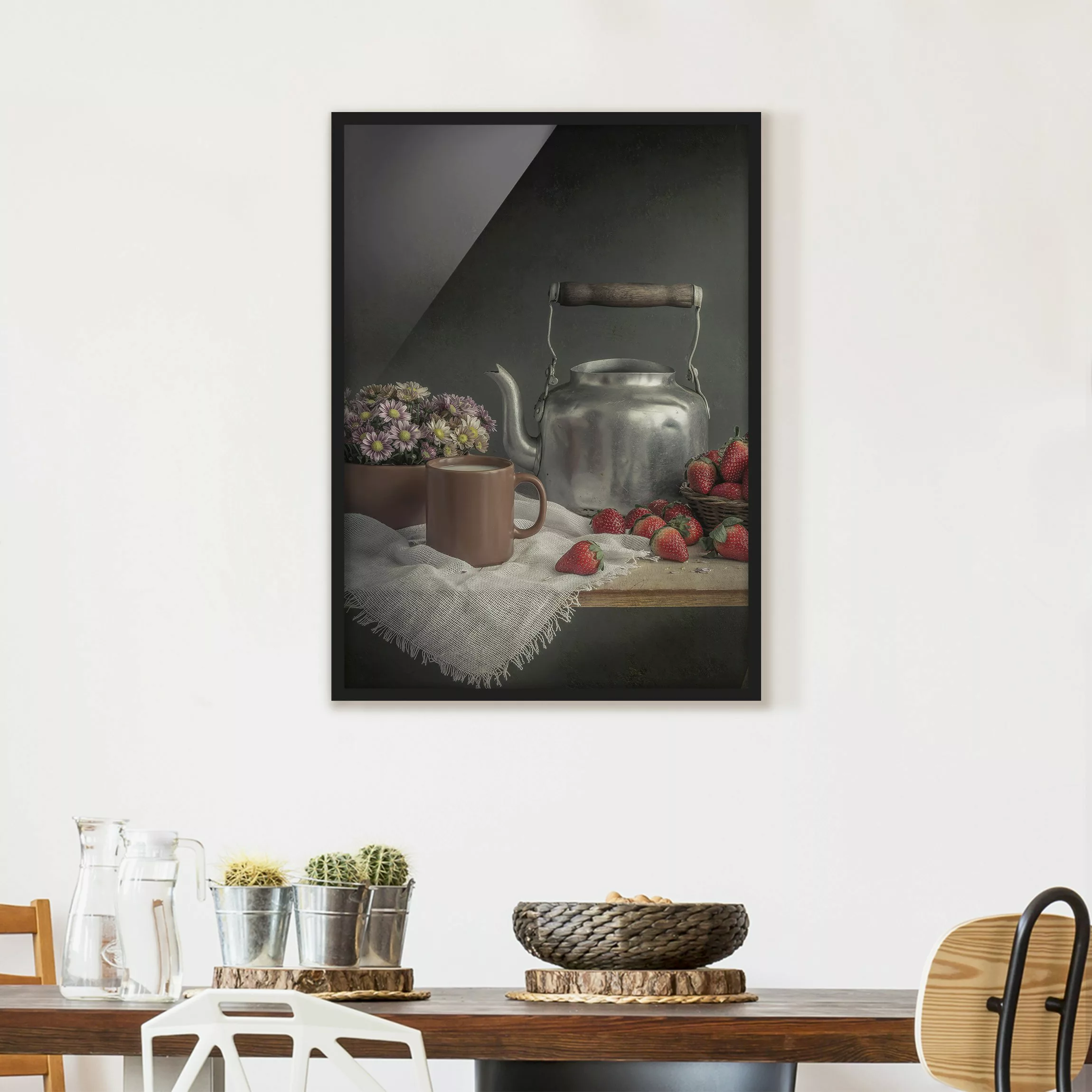 Bild mit Rahmen Küche - Hochformat Stillleben mit Erdbeeren günstig online kaufen