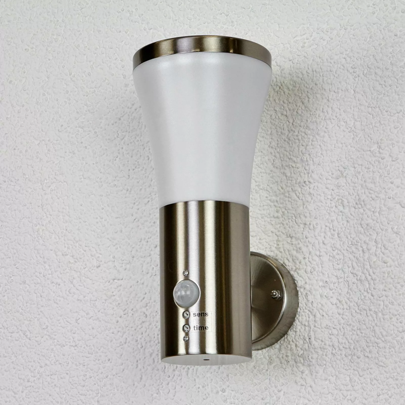 Bewegungsmelder-Wandlampe Sumea für außen, LED günstig online kaufen