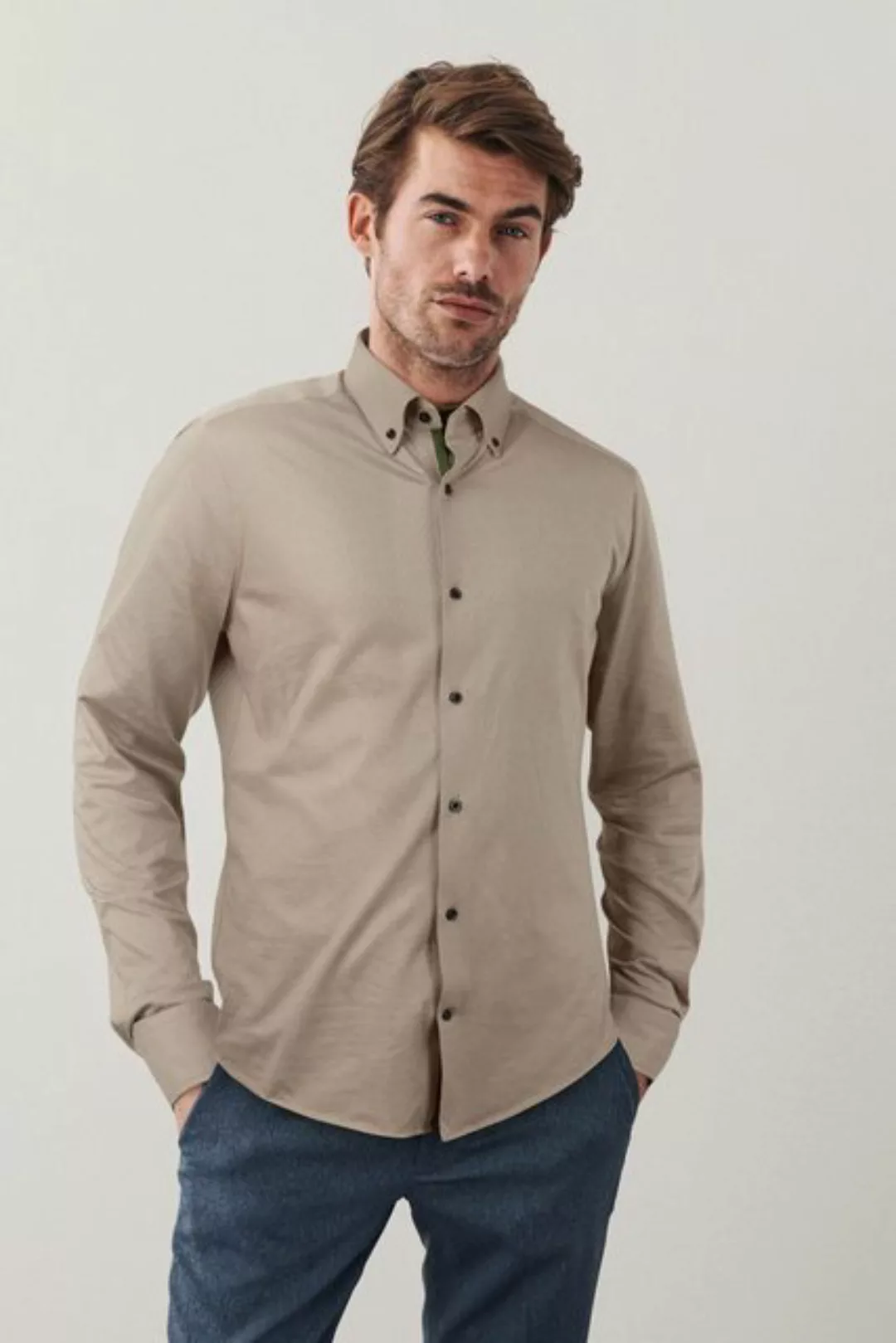 Next Langarmhemd Motion Flex Slim Fit Hemd aus Strickmaterial (1-tlg) günstig online kaufen
