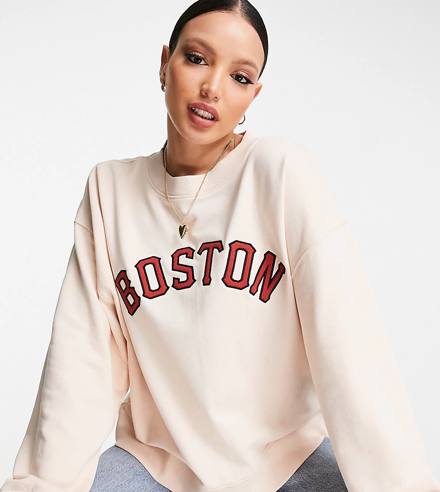 Topshop Tall – Boston – Sweatshirt in Beige mit Logo-Neutral günstig online kaufen