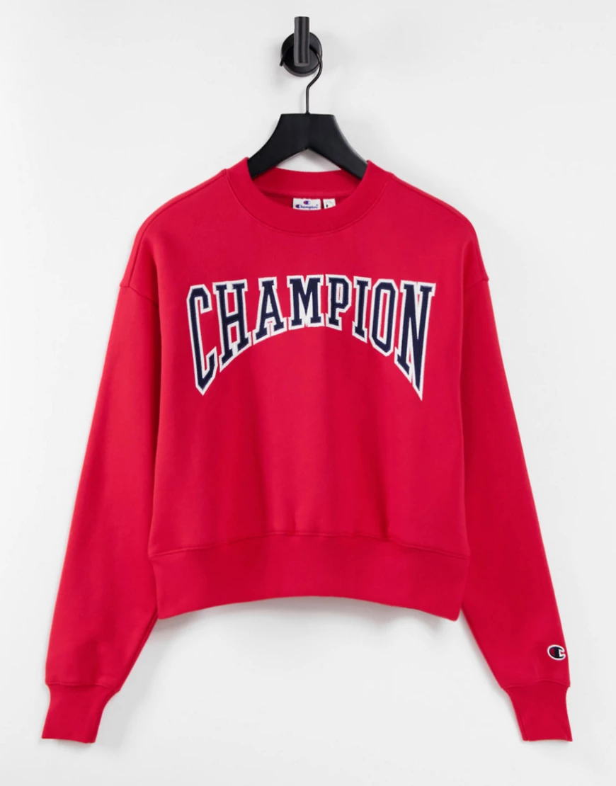 Champion – Kastiges Sweatshirt in Rot mit großem Logo im College-Stil günstig online kaufen