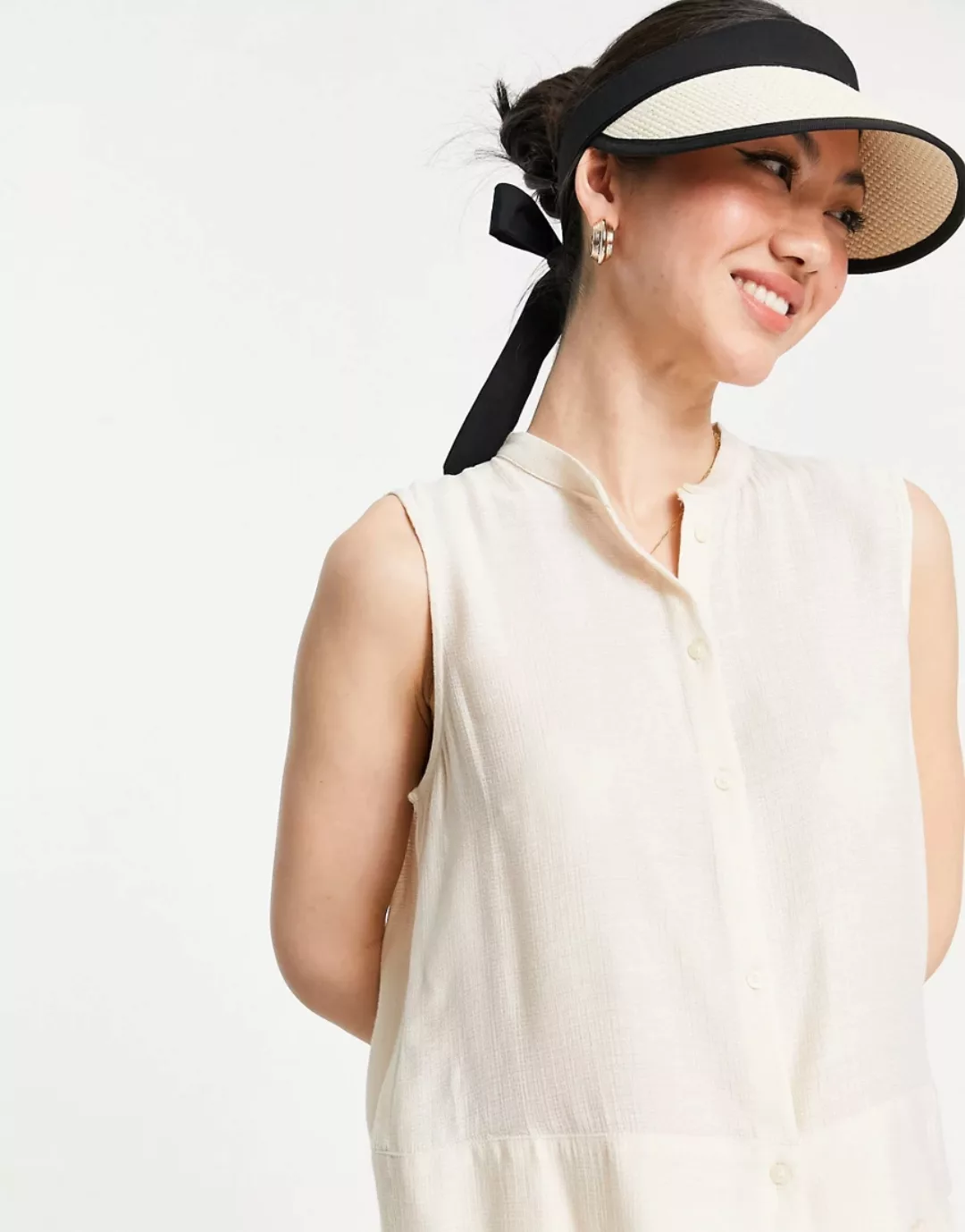 Mango – Ärmellose Bluse in Creme-Weiß günstig online kaufen