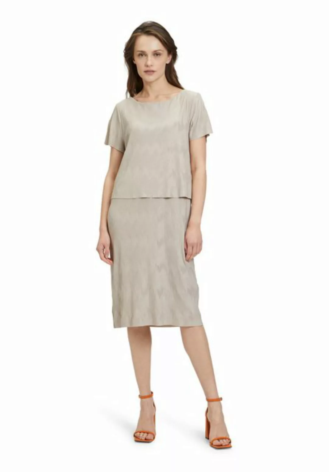 Betty Barclay Sommerkleid Betty Barclay Stufenkleid mit Stufen Stoff günstig online kaufen