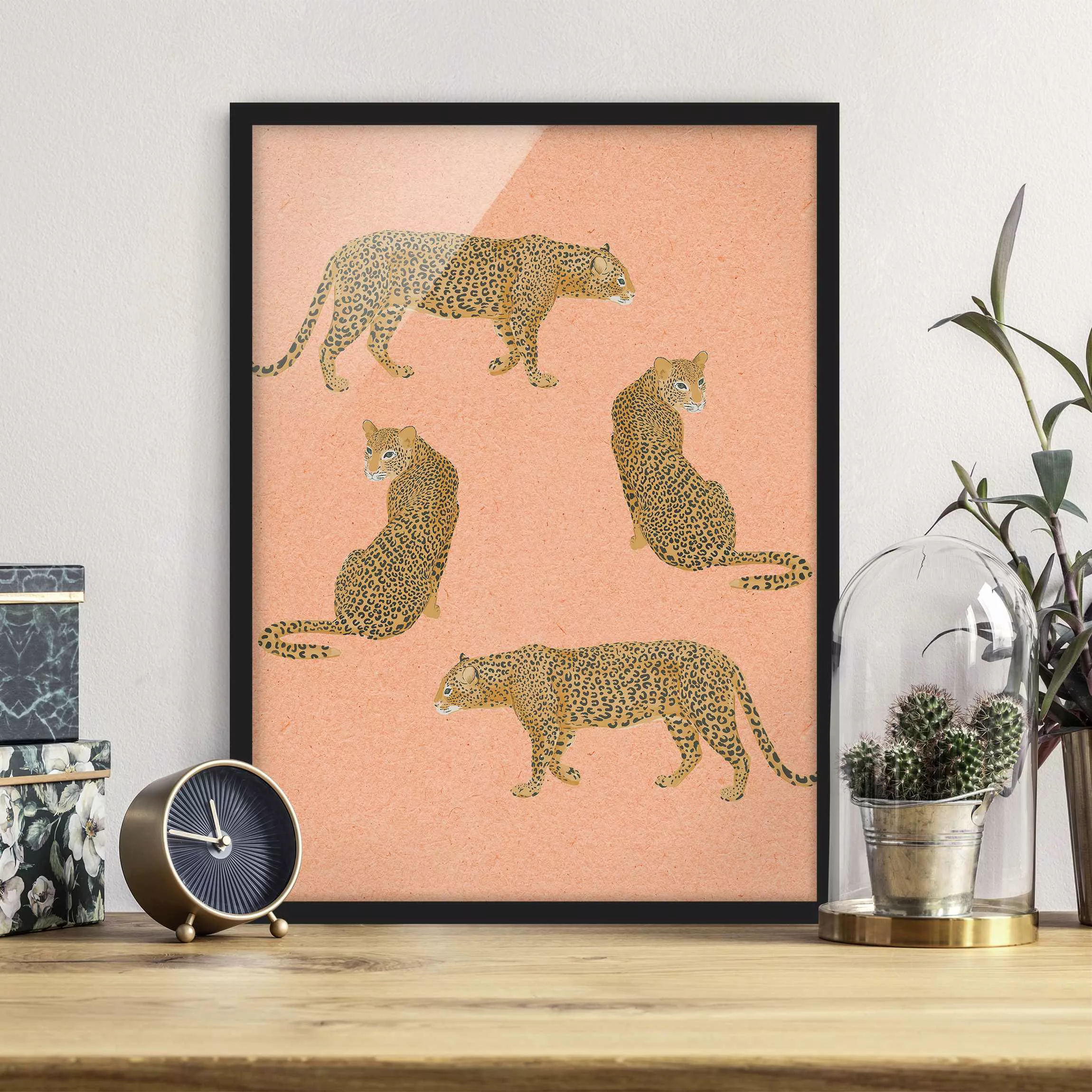 Bild mit Rahmen Tiere - Hochformat Illustration Leoparden Rosa Malerei günstig online kaufen
