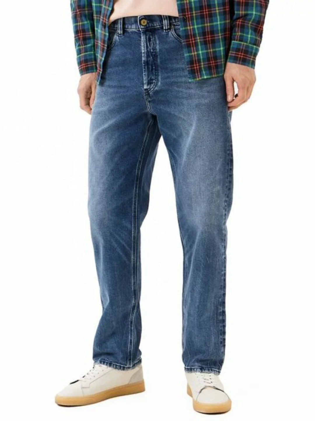 Diesel Straight-Jeans Bequeme Passform - D-Macs 0097G - Länge:32 günstig online kaufen