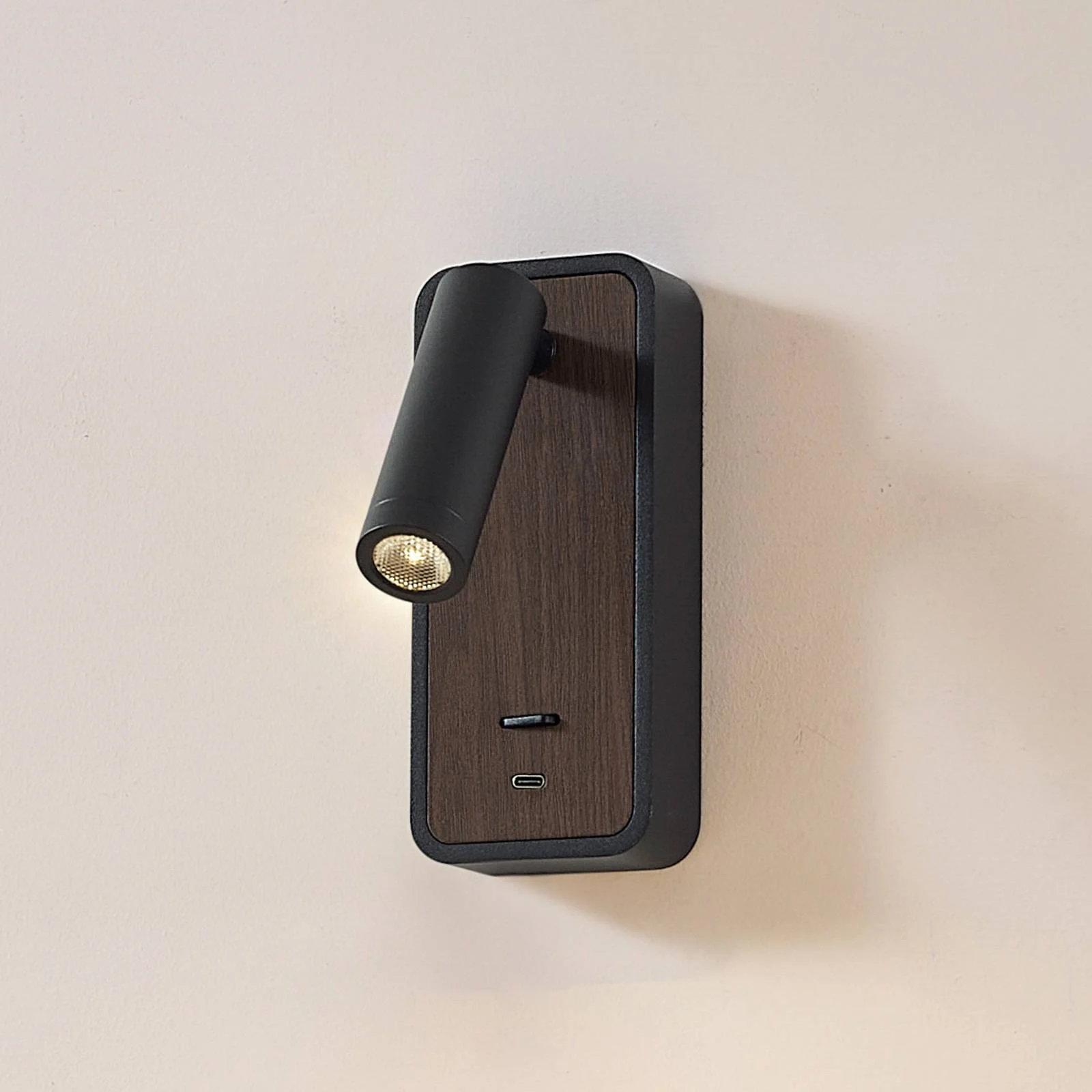 Lindby LED-Wandleuchte Tallis, schwarz, USB-C, beweglich günstig online kaufen