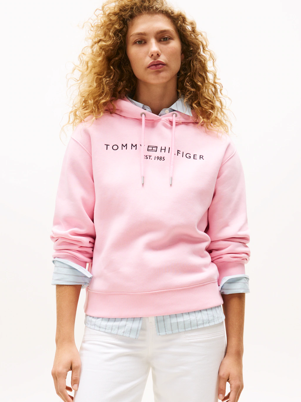Tommy Hilfiger Kapuzensweatshirt "MDRN REG CORP LOGO HOODIE", mit gestickte günstig online kaufen