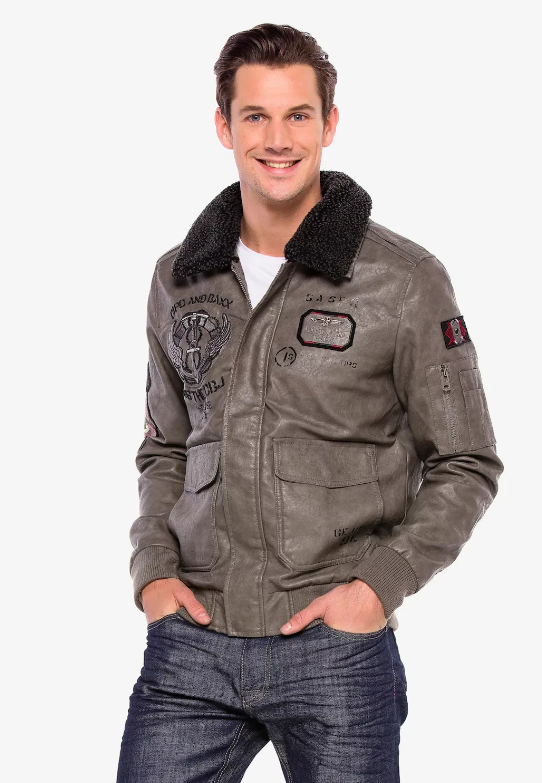 Cipo & Baxx Lederimitatjacke "Jacke", ohne Kapuze, mit coolen Patches günstig online kaufen