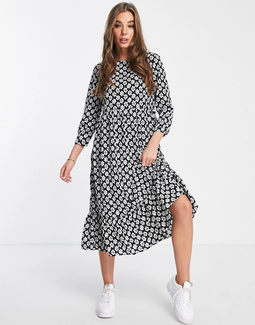 Glamorous – Midi-Hängerkleid mit plissiertem Saum und Retro-Gänseblümchenmu günstig online kaufen