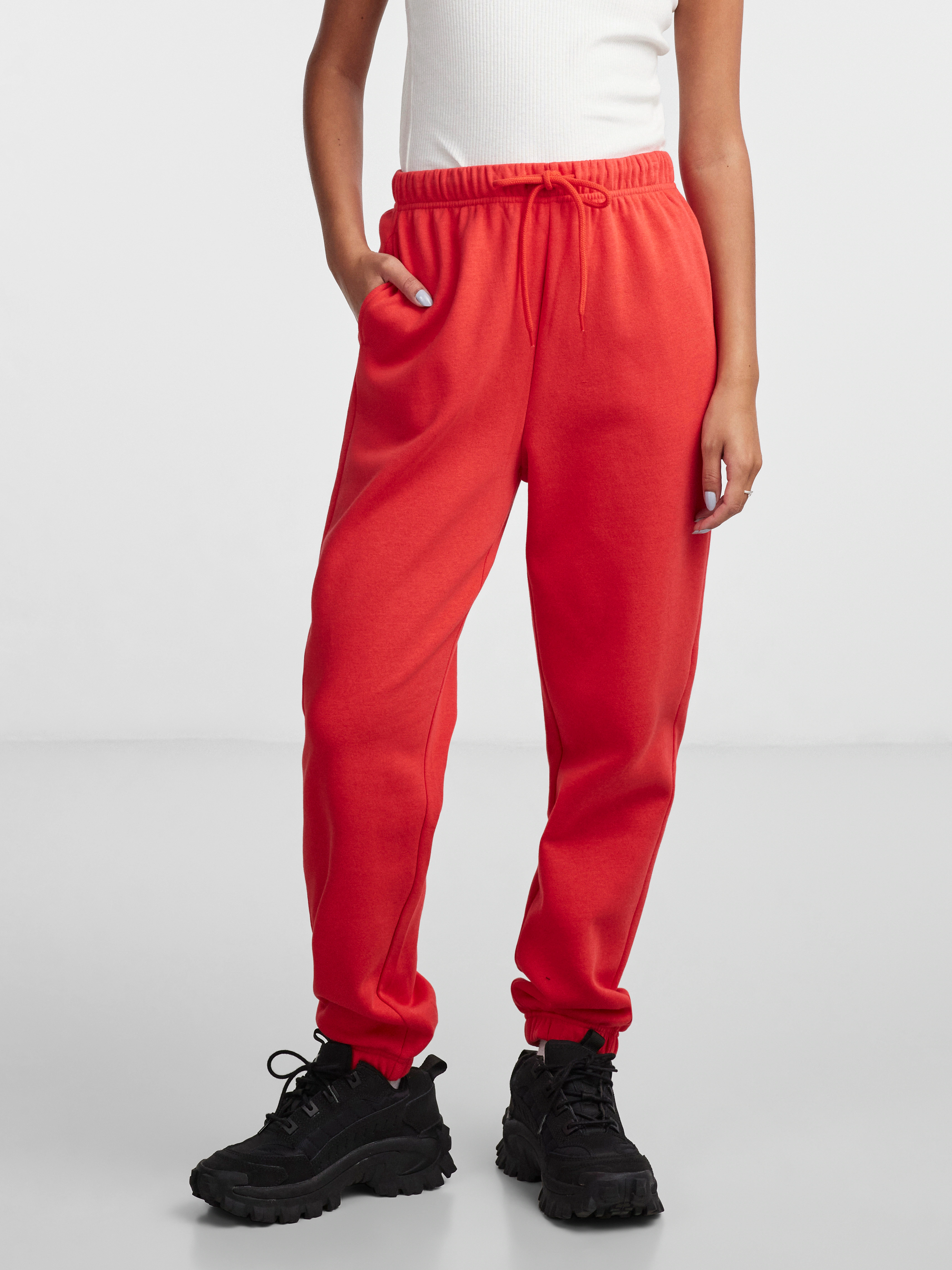 pieces Jogginghose "PCCHILLI HW SWEAT PANTS NOOS BC" günstig online kaufen