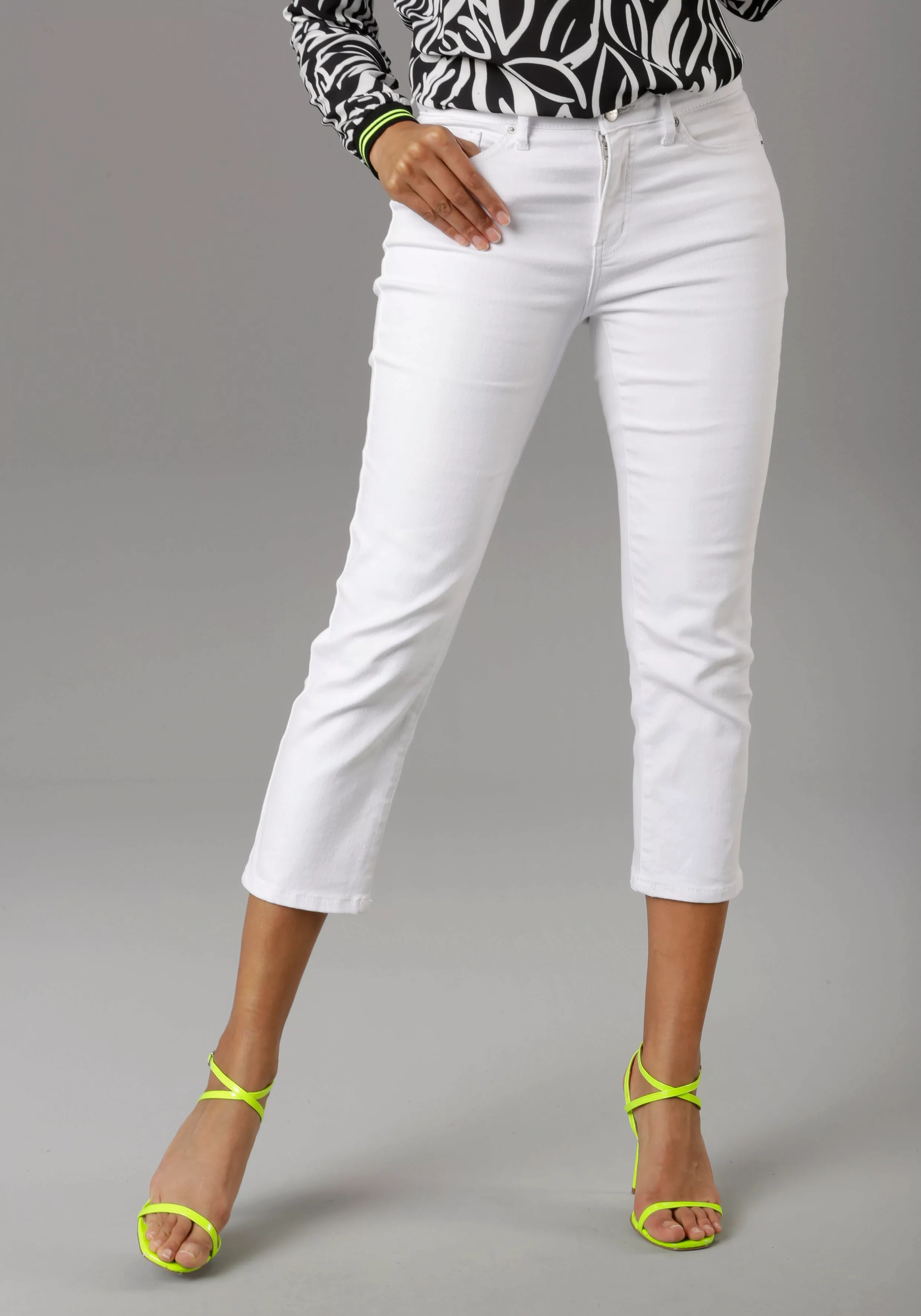 Aniston SELECTED Straight-Jeans in verkürzter cropped Länge günstig online kaufen